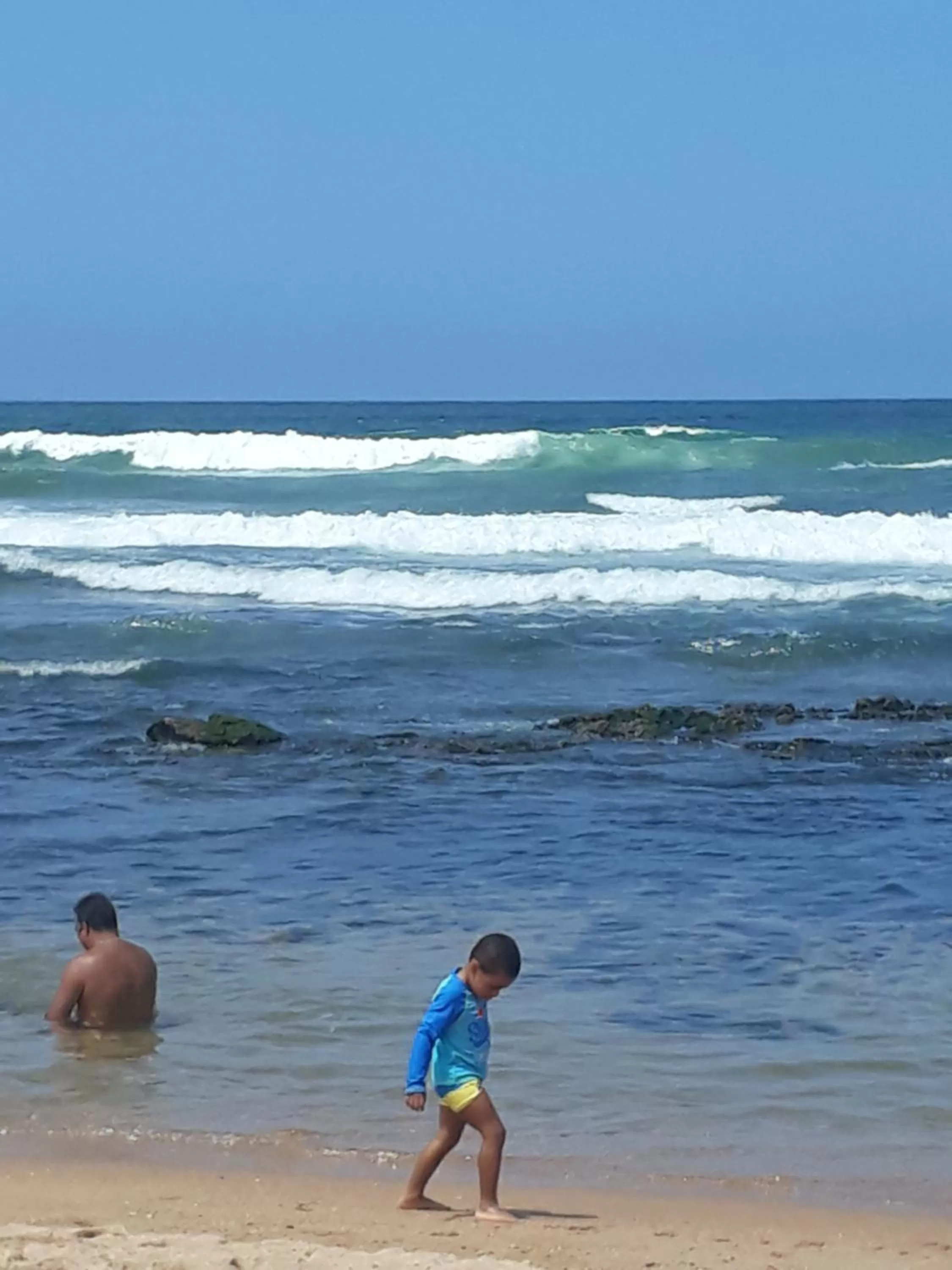 Beach in Perto Do Aeroporto De Salvador - Dona Pitanga Hostel