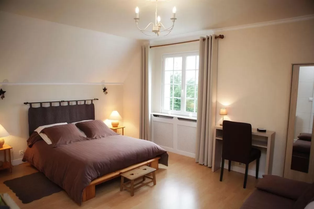 Photo of the whole room, Bed in Ker Paula