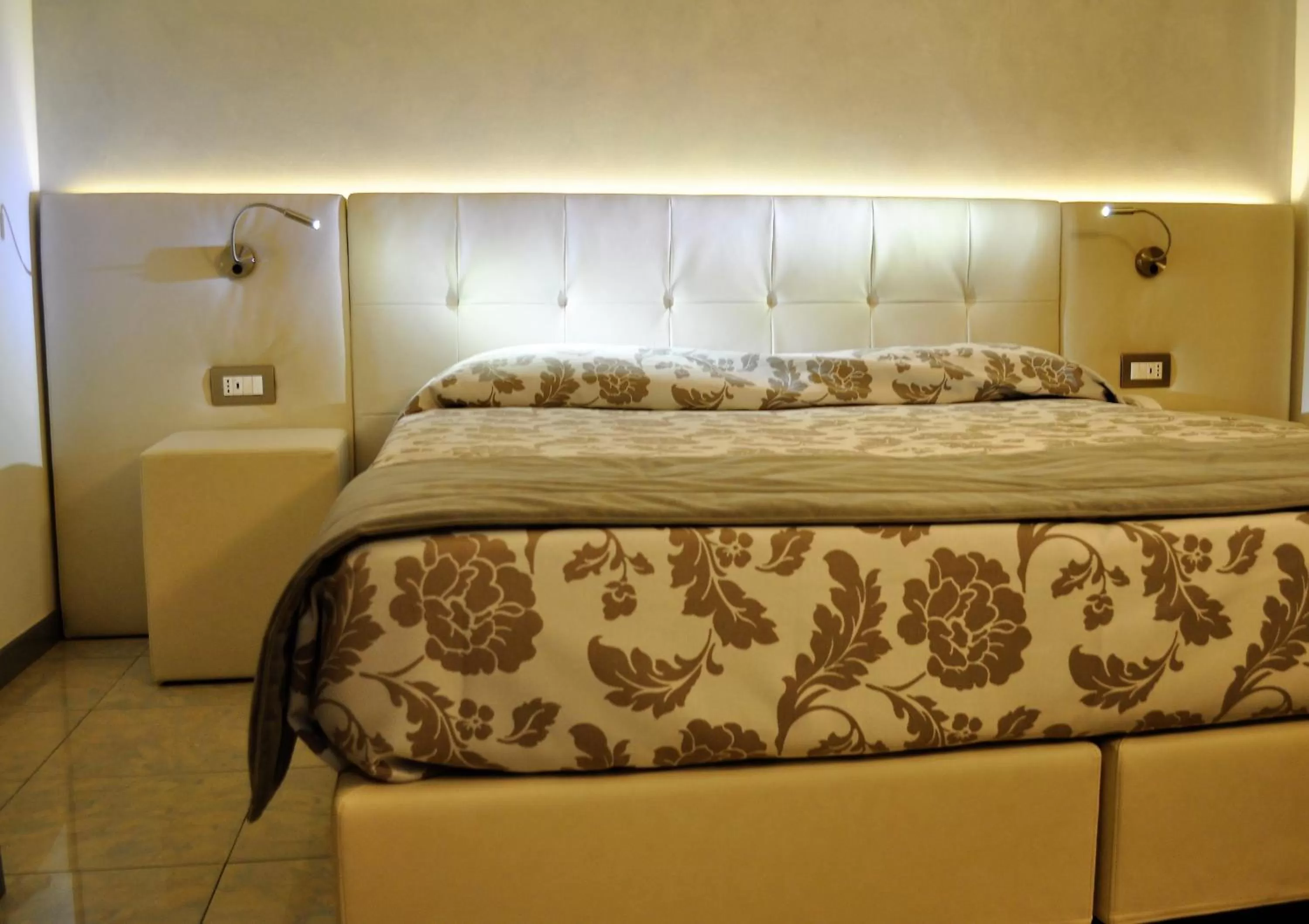 Bedroom in Hotel Garibaldi