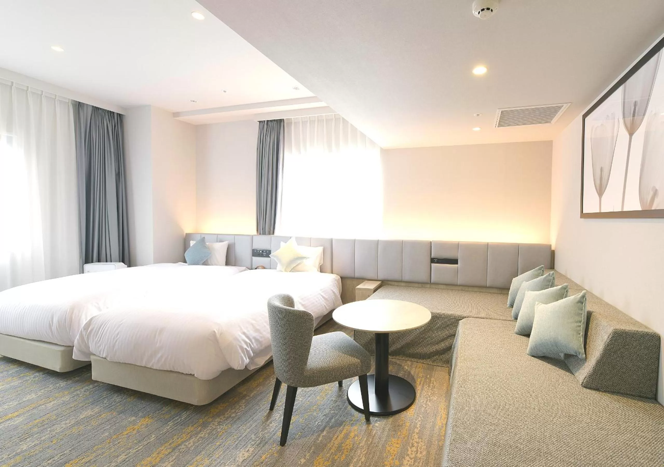 Bed in Oriental Hotel Fukuoka Hakata Station