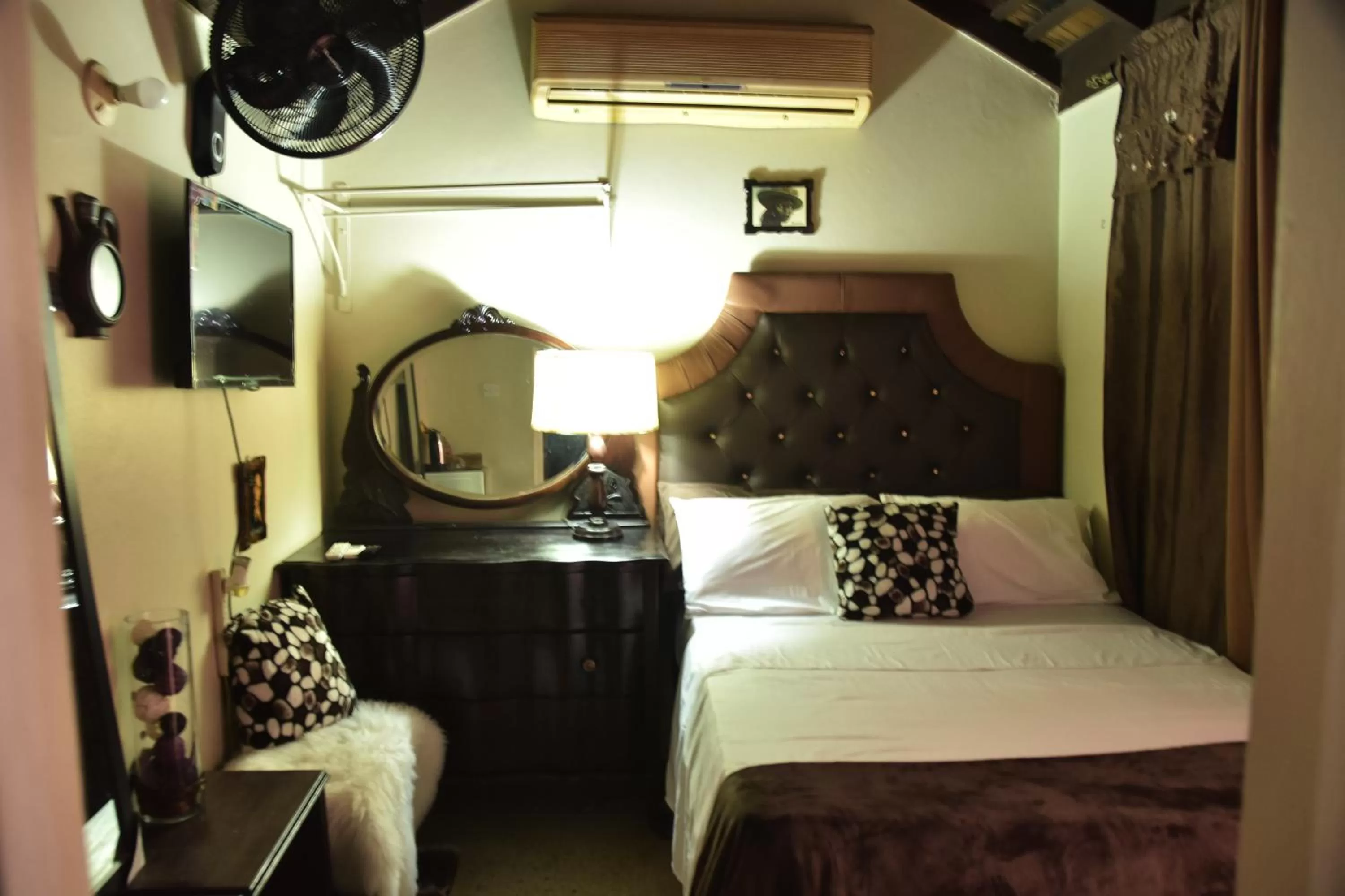 Barbican bed and breakfast at dillsbury