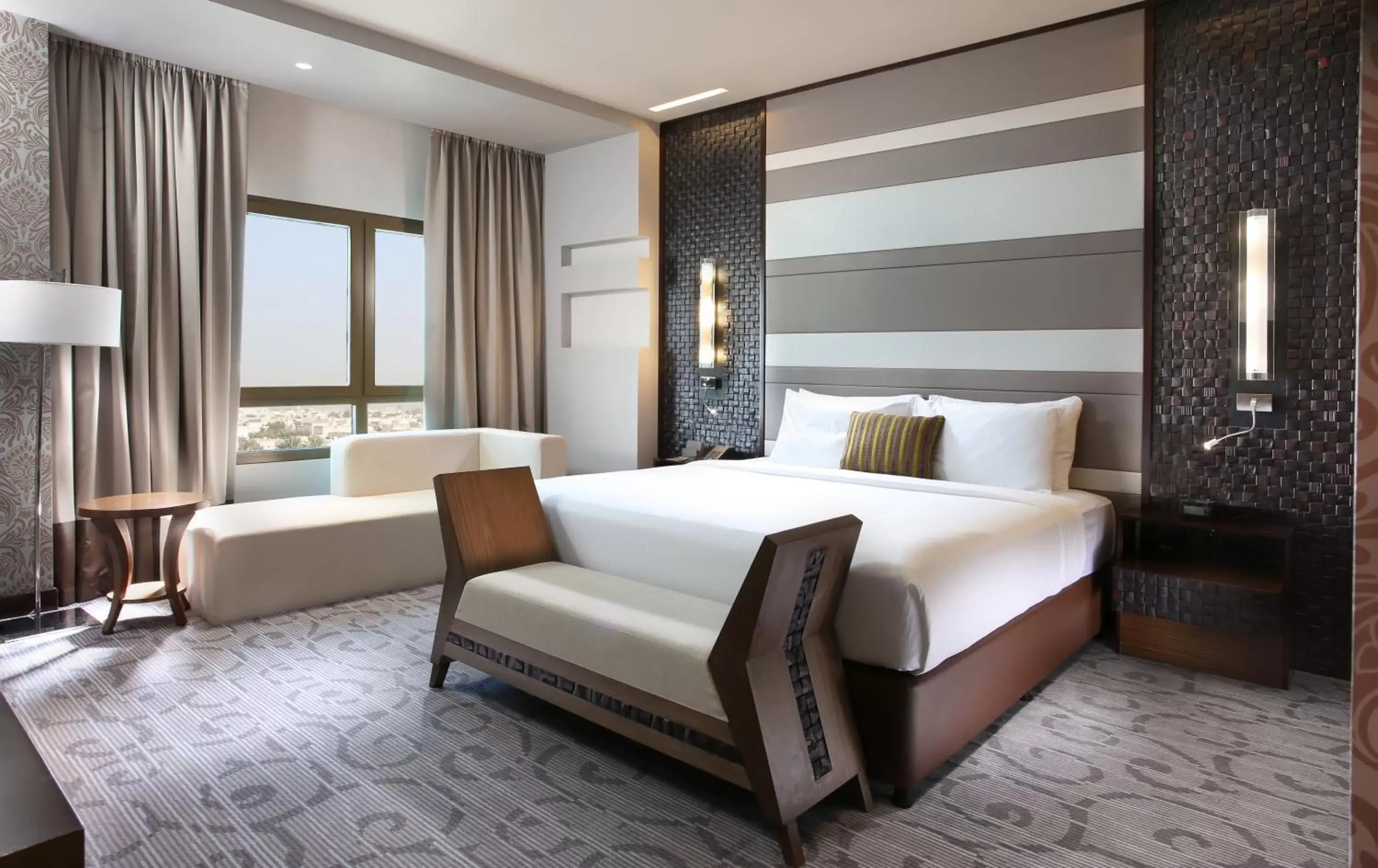 Deluxe Suite - Complimentary Shuttle Bus to Beach & Mall of the Emirates in Metropolitan Hotel Dubai Deluxe Suite - Complimentary Shuttle Bus to Beach & Mall of the Emirates in Metropolitan Hotel Dubai