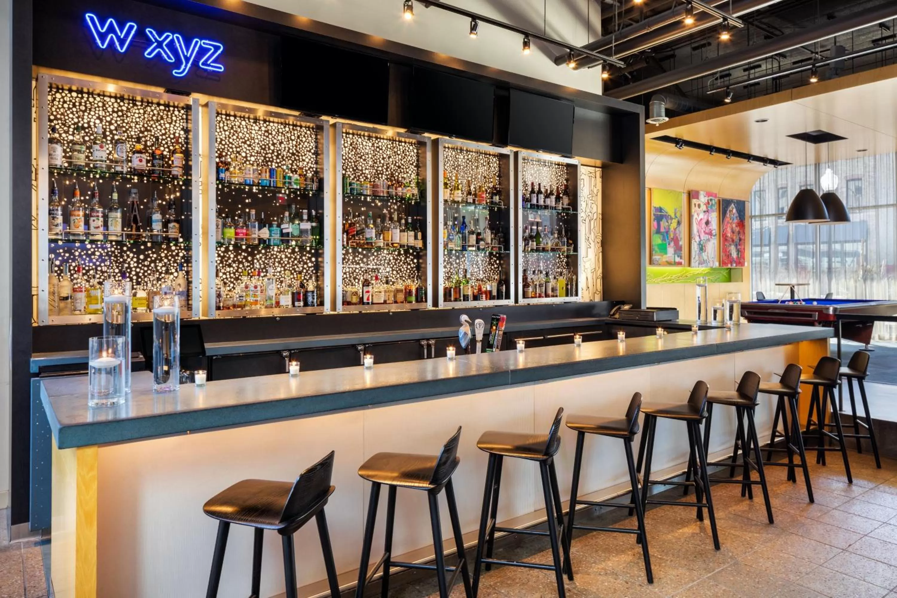 Lounge or bar in Aloft Minneapolis