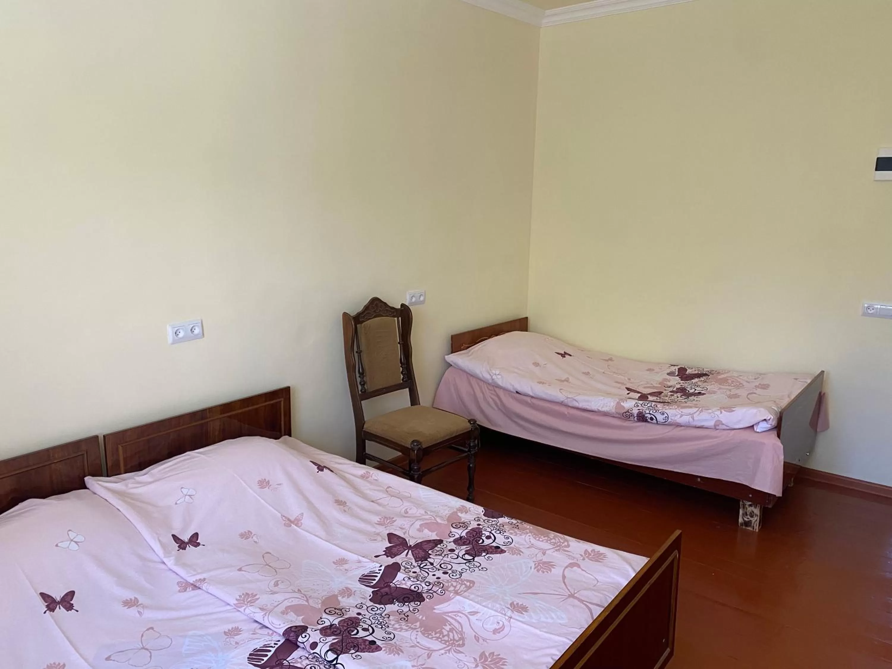 Bedroom, Bed in Karine B&B