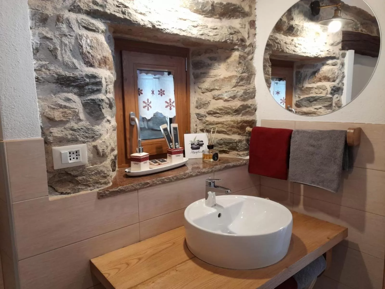 Bathroom in Bed & Breakfast La Crotta