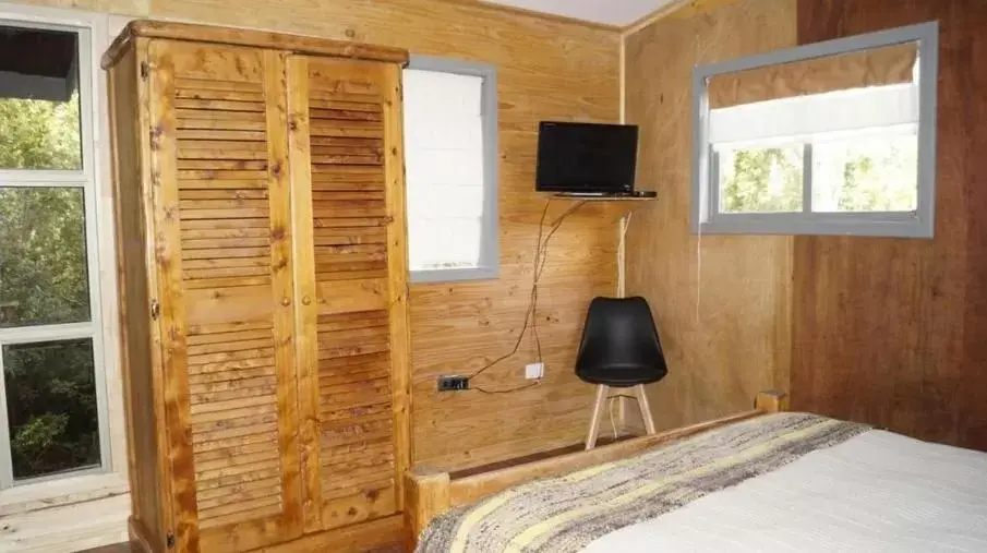 Queen Room with Garden View in Posada de Expediciones Kahuel Queen Room with Garden View in Posada de Expediciones Kahuel