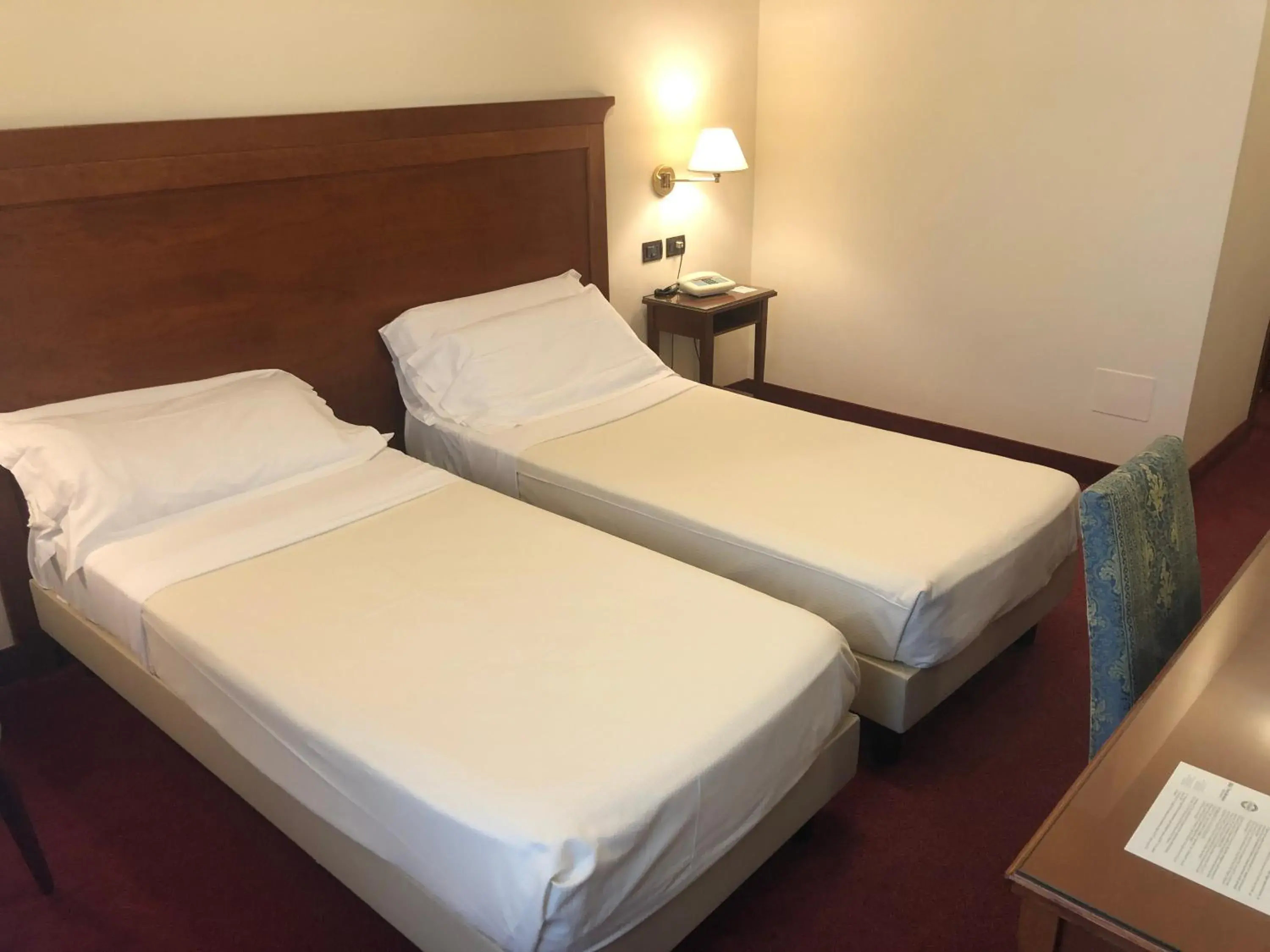 Twin Room - single occupancy in Hotel HR Twin Room - single occupancy in Hotel HR
