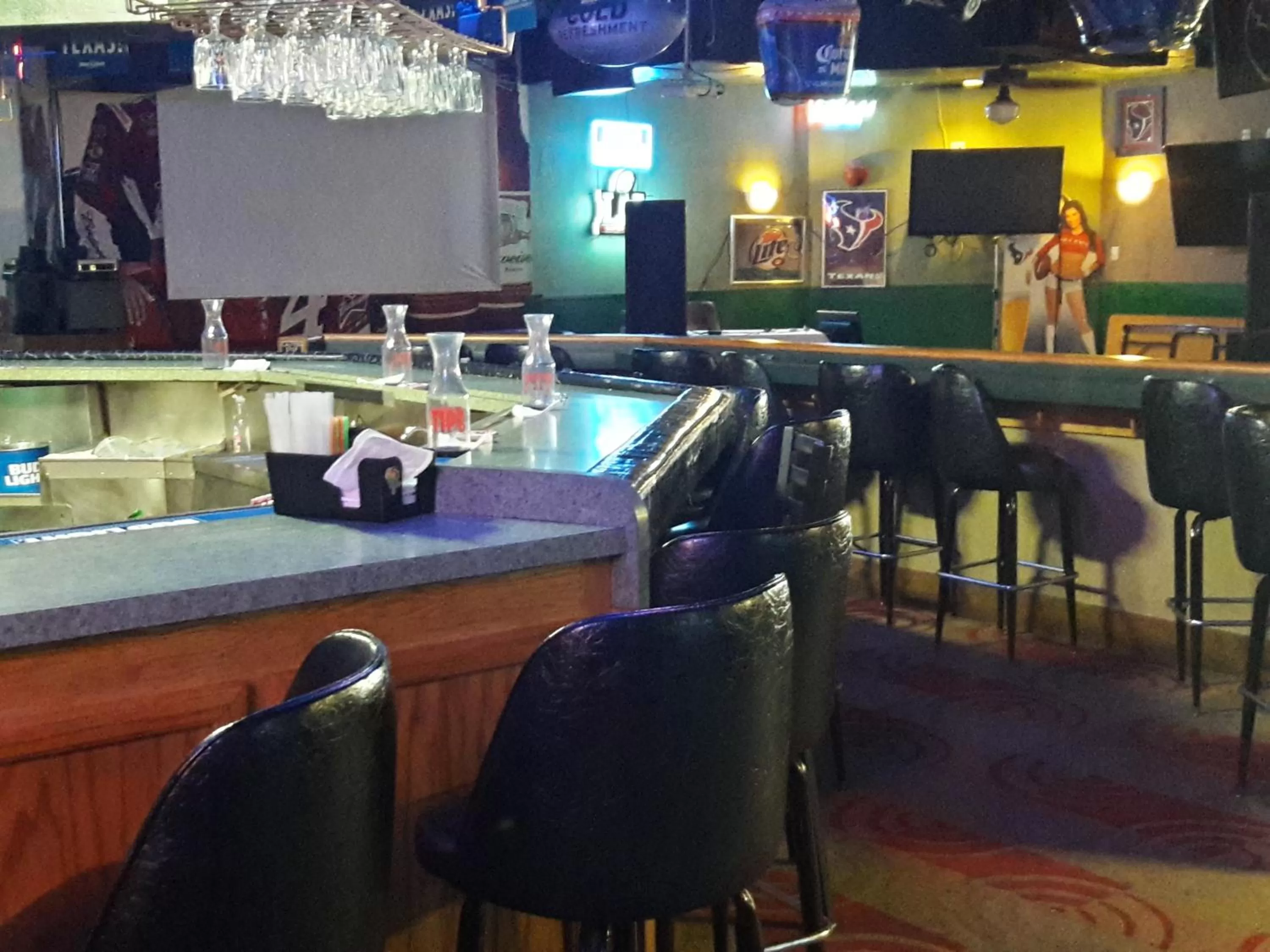 Lounge or bar, Restaurant/Places to Eat in Americas Best Value Inn & Suites-Texas City/La Marque