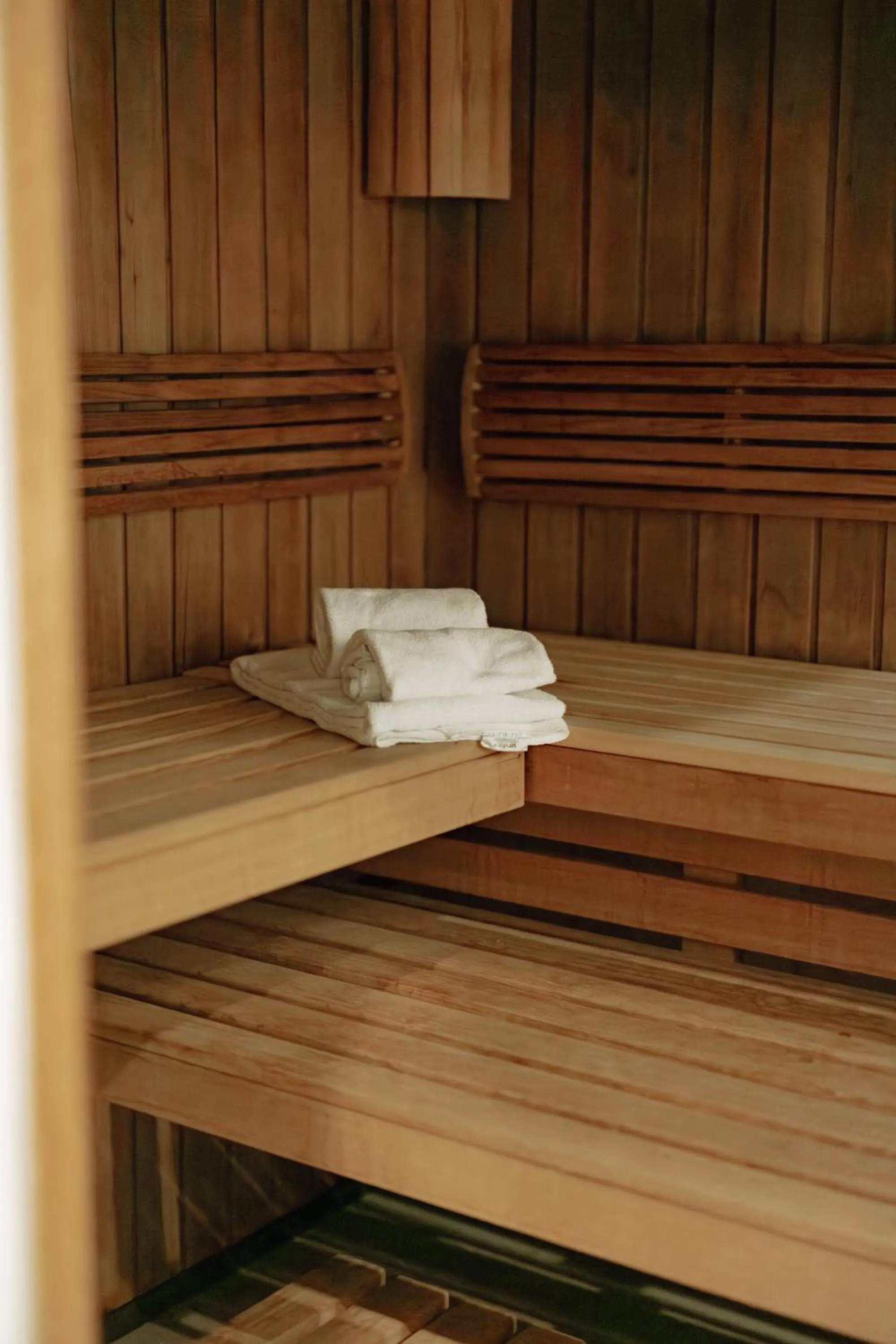 Sauna in The Pure, Frankfurt, a Member of Design Hotels