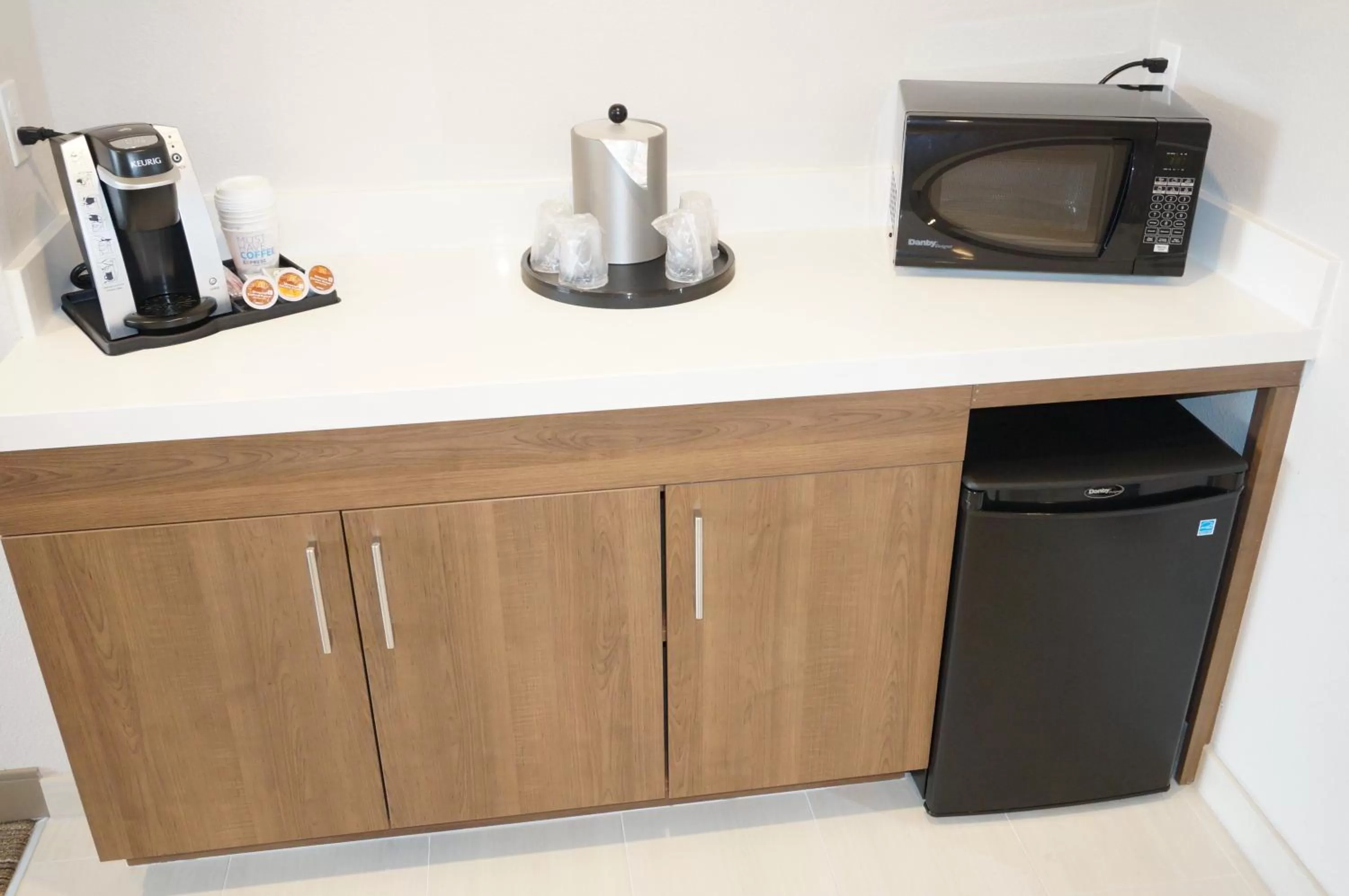 Photo of the whole room in Holiday Inn Express Fremont - Milpitas Central by IHG