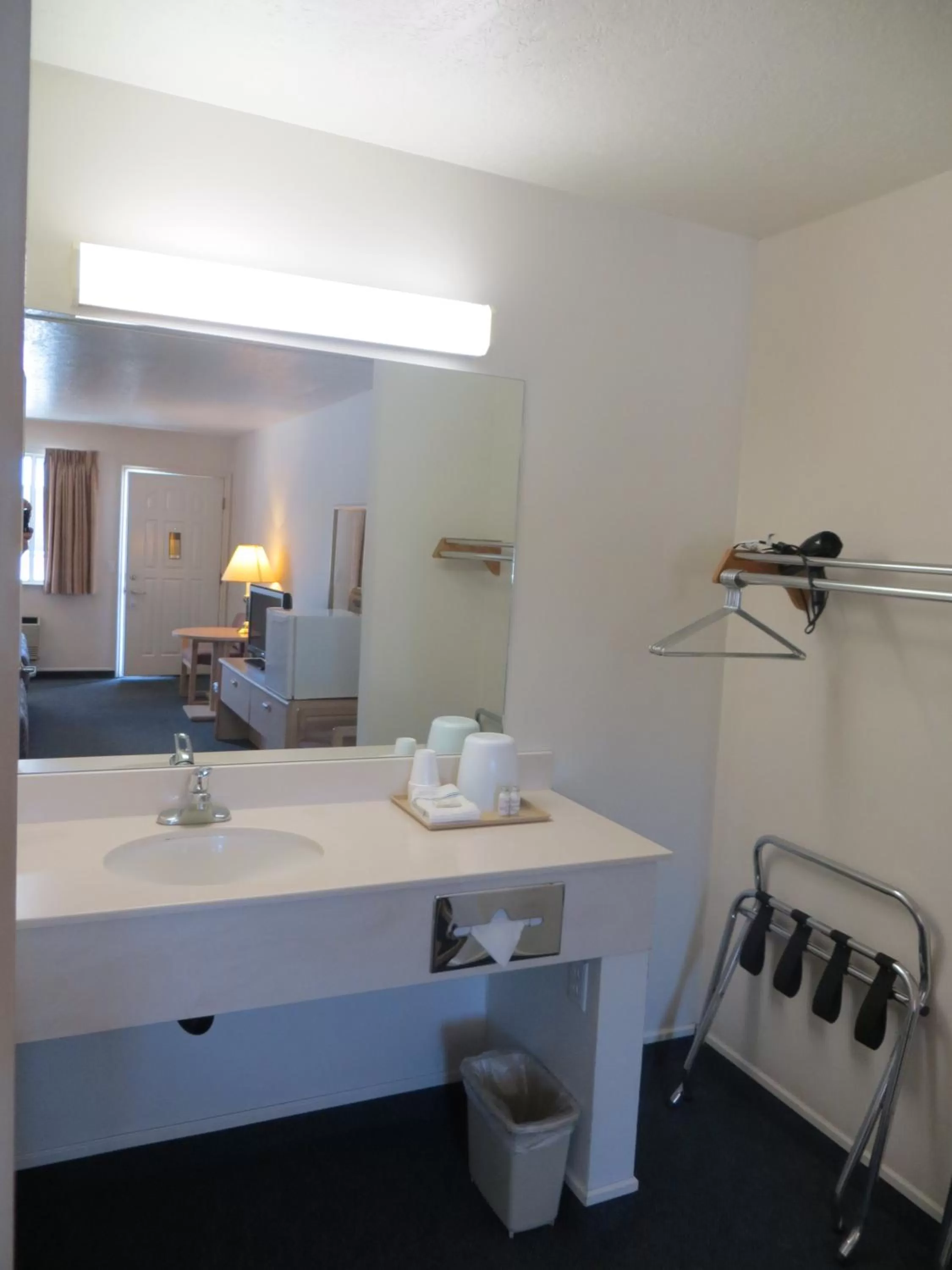 Bathroom in Four Corners Inn