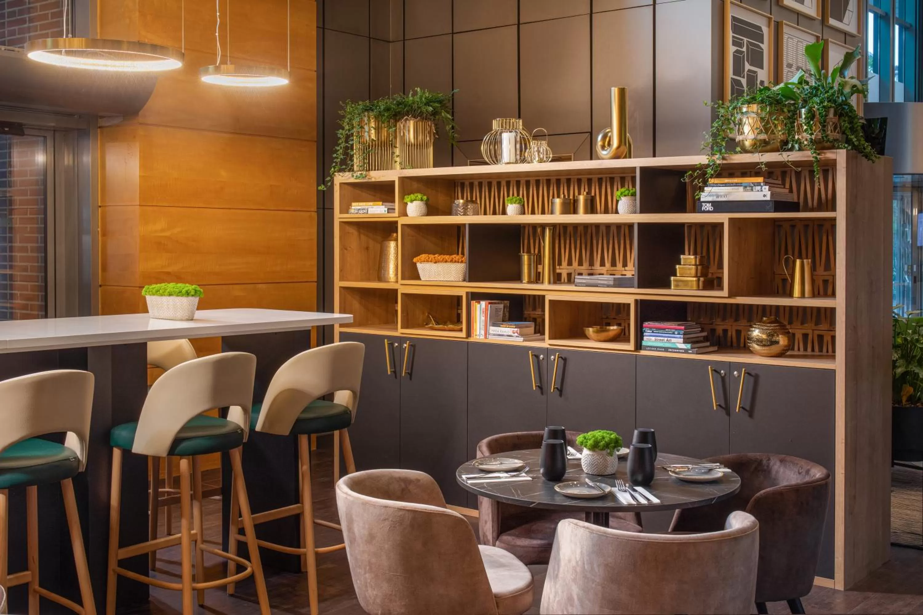 Coffee/tea facilities in Crowne Plaza Budapest by IHG