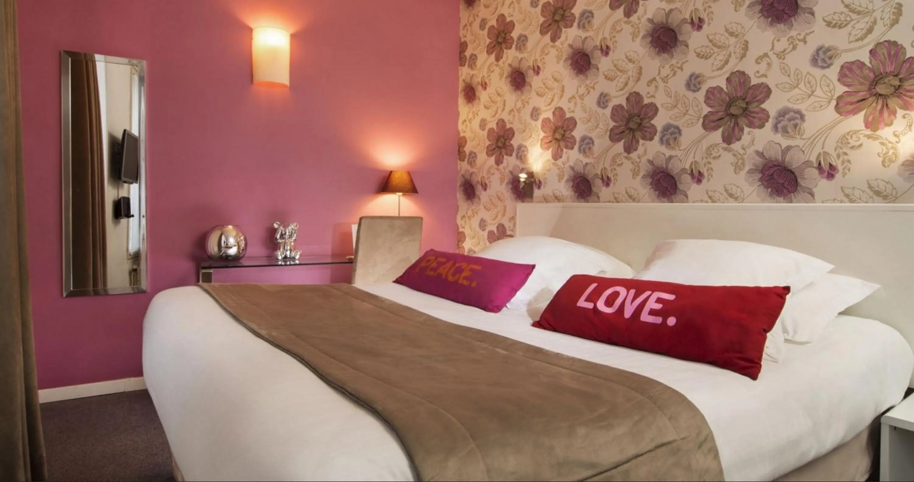 Other, Bed in Hôtel Soft