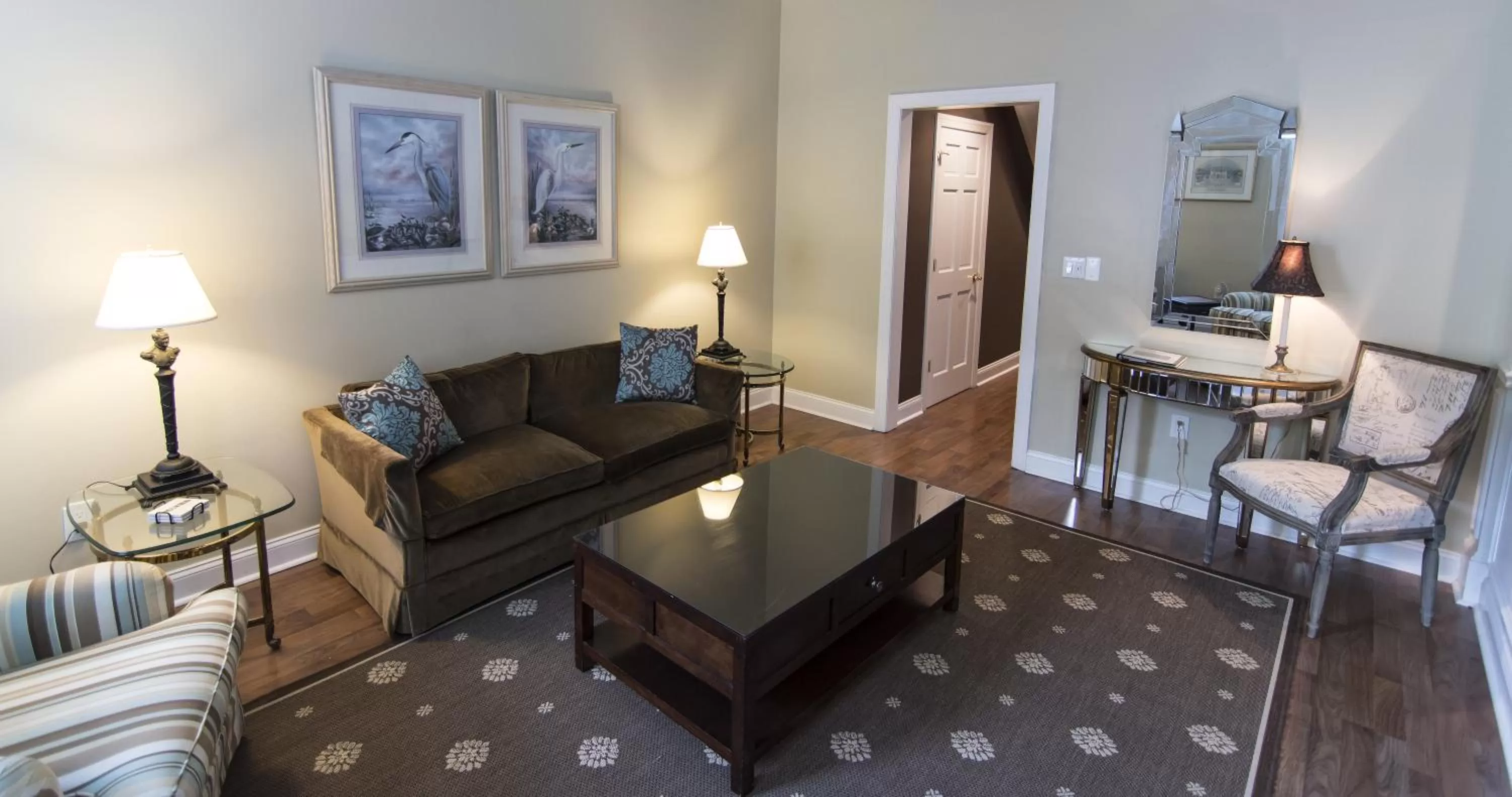 Seating area in La Reserve Bed and Breakfast