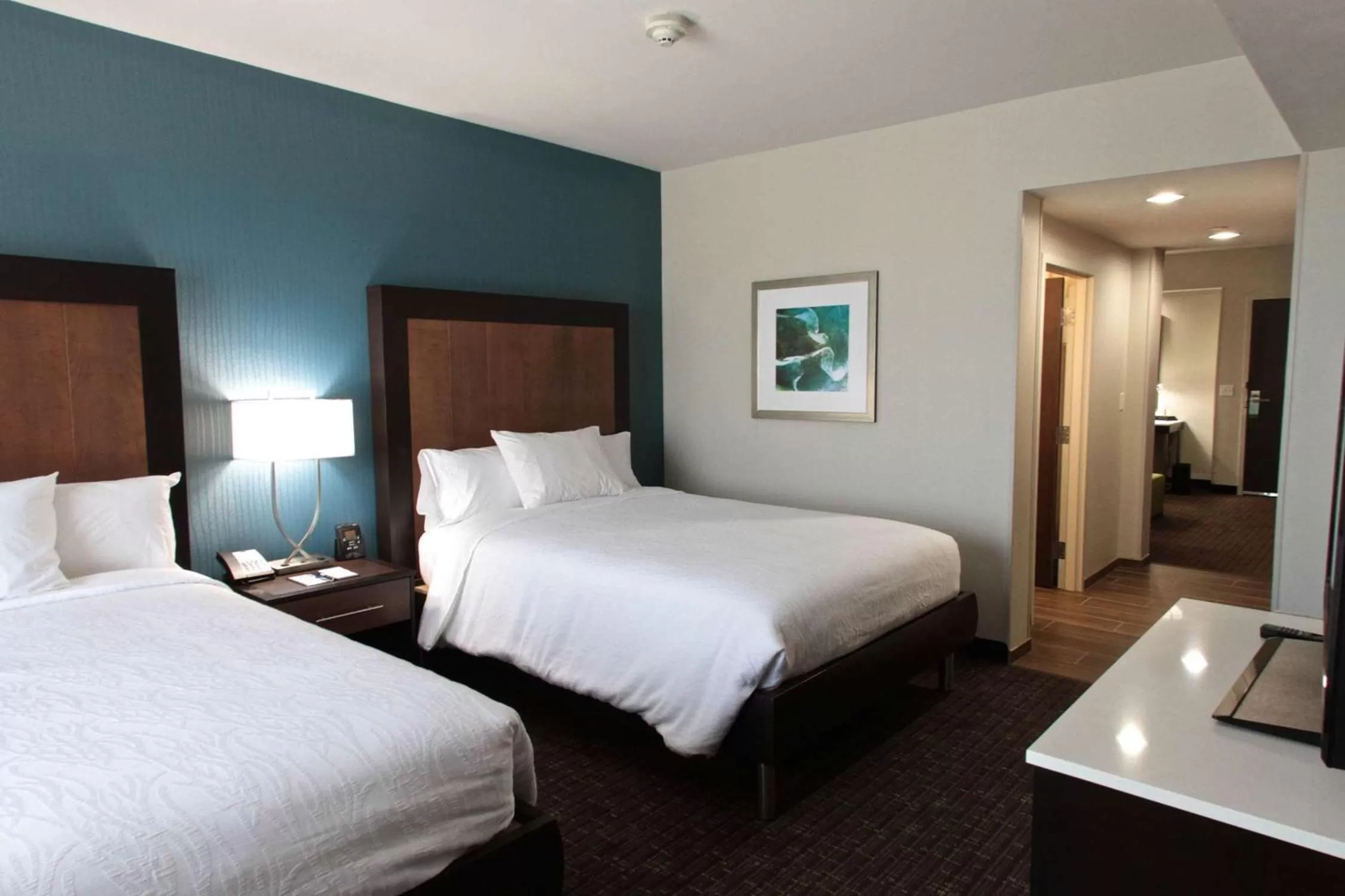 Bed in Hilton Garden Inn Victoria