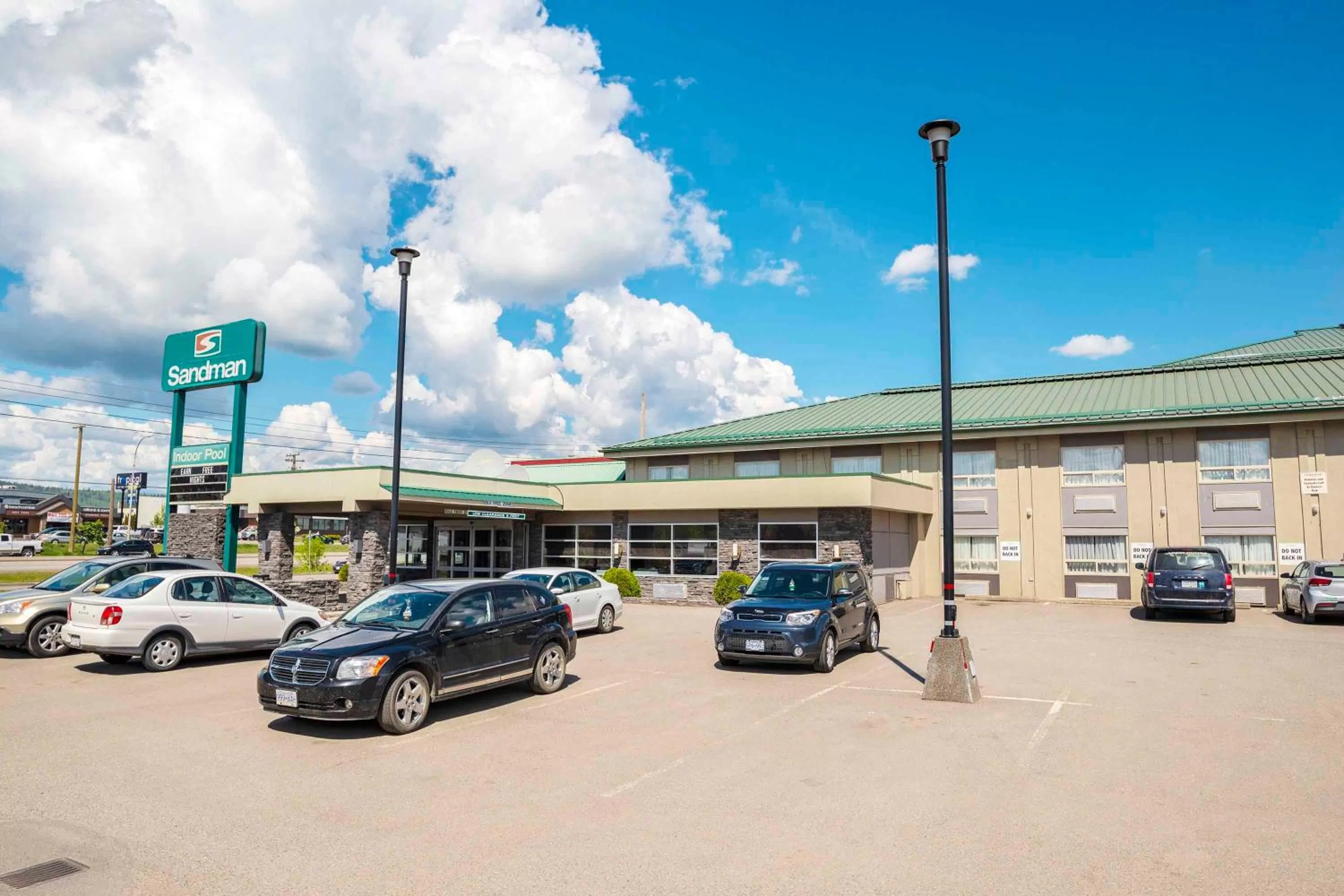 Property building in Sandman Hotel & Suites Prince George
