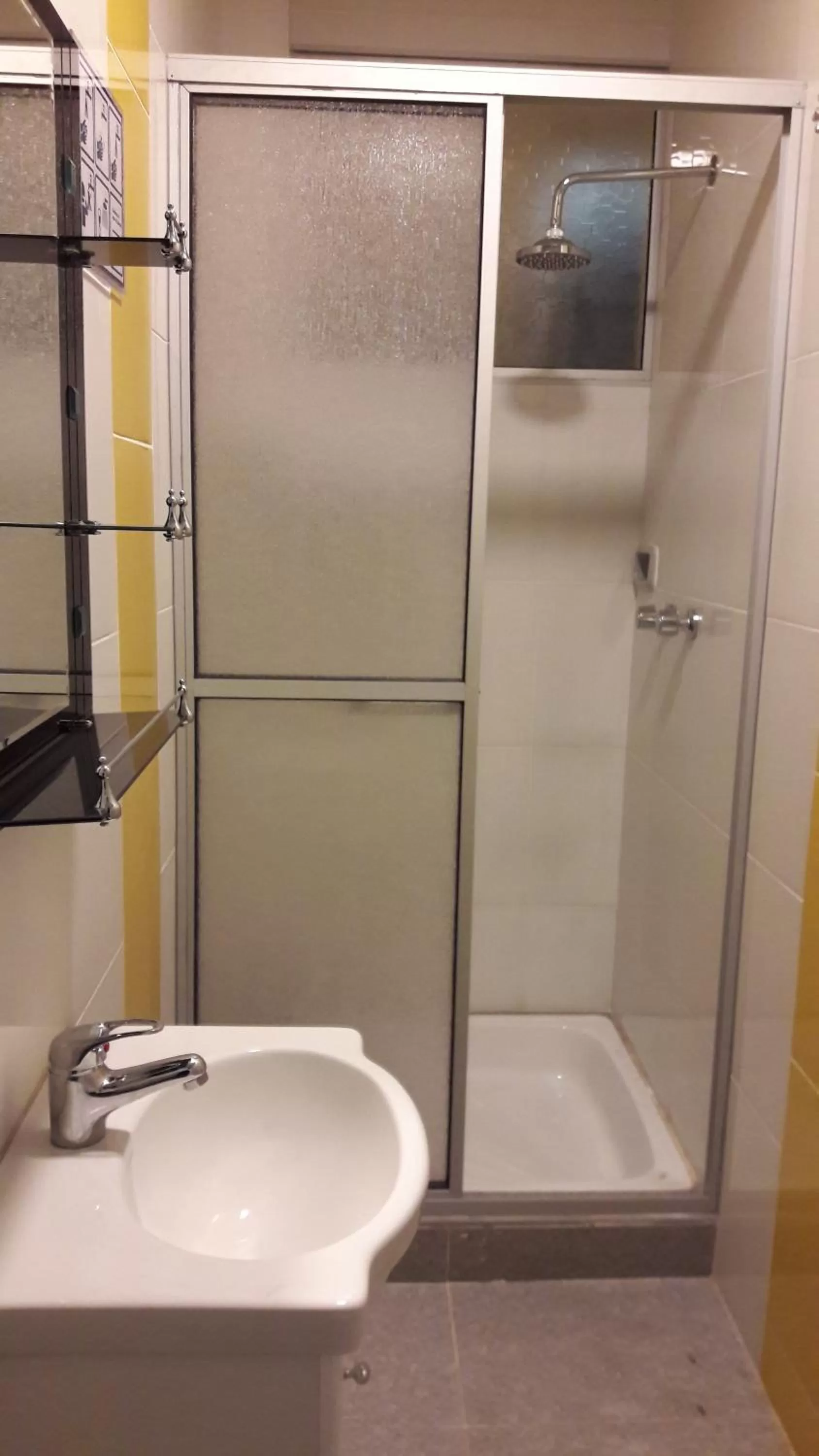 Bathroom in Apart Serma Hotel