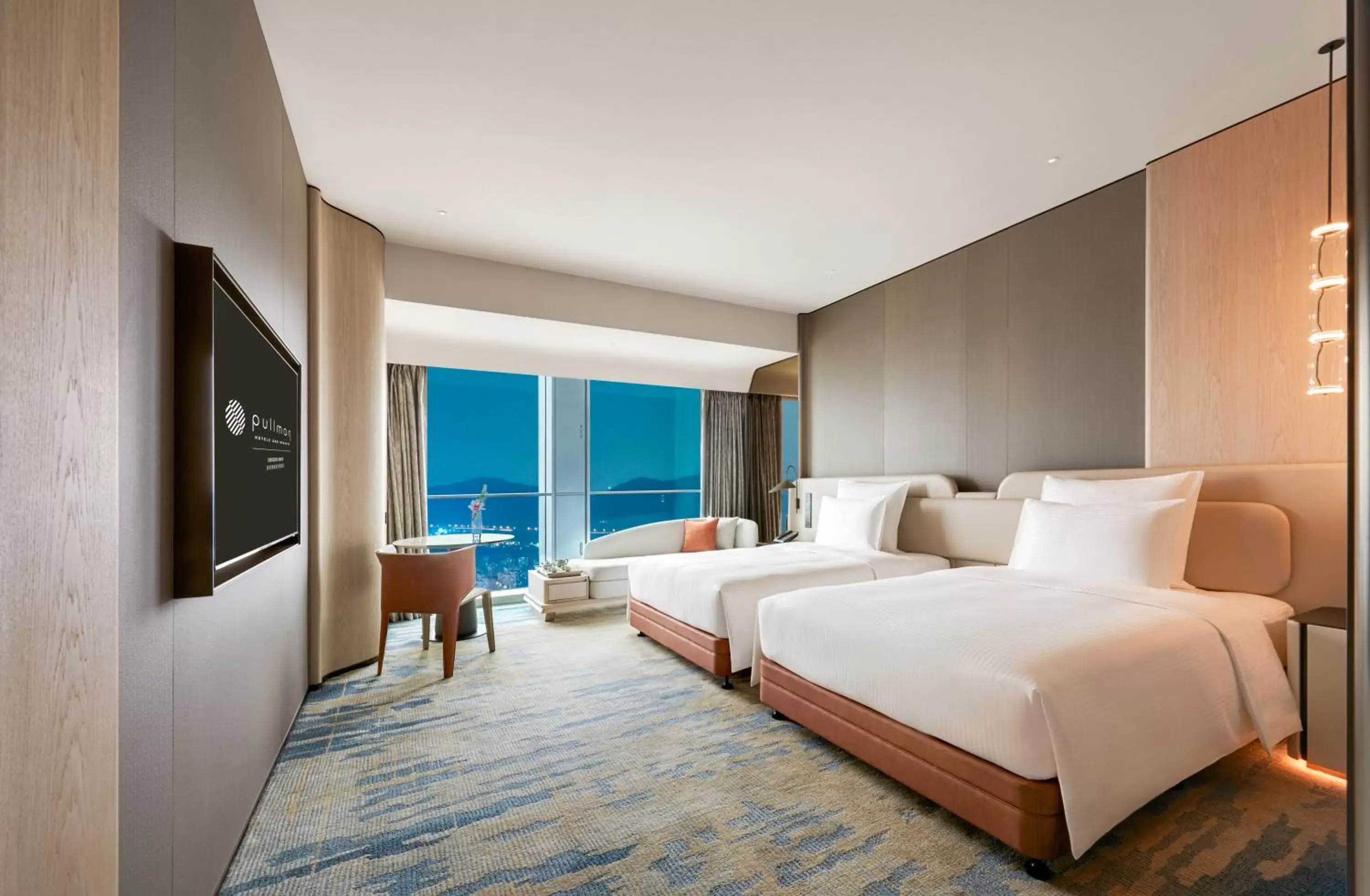 Deluxe Double Room with Two Double Beds in Pullman Shenzhen North Deluxe Double Room with Two Double Beds in Pullman Shenzhen North