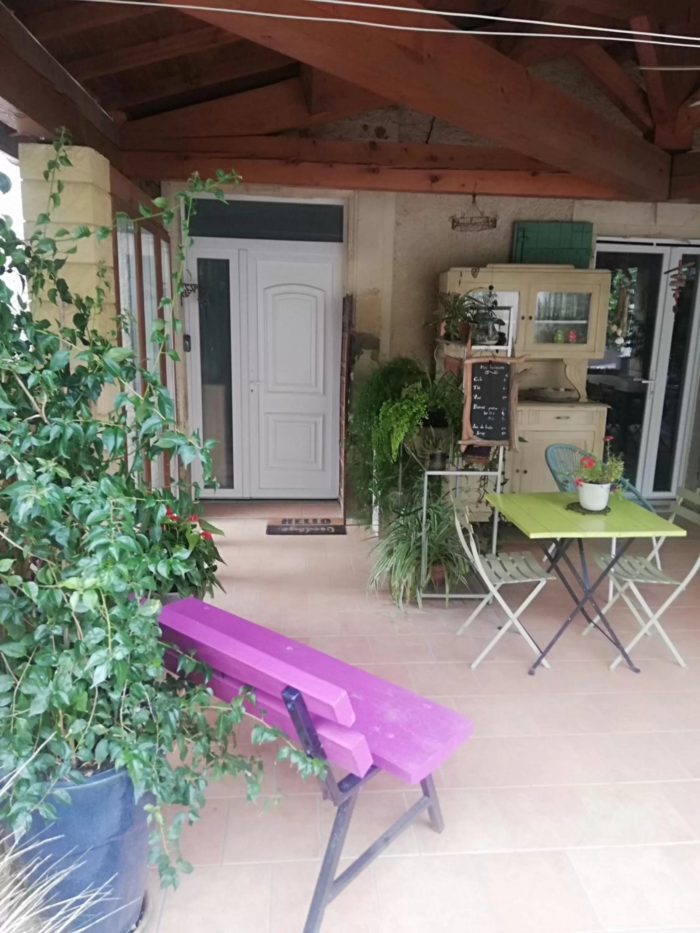 Patio in La Clé d'Or