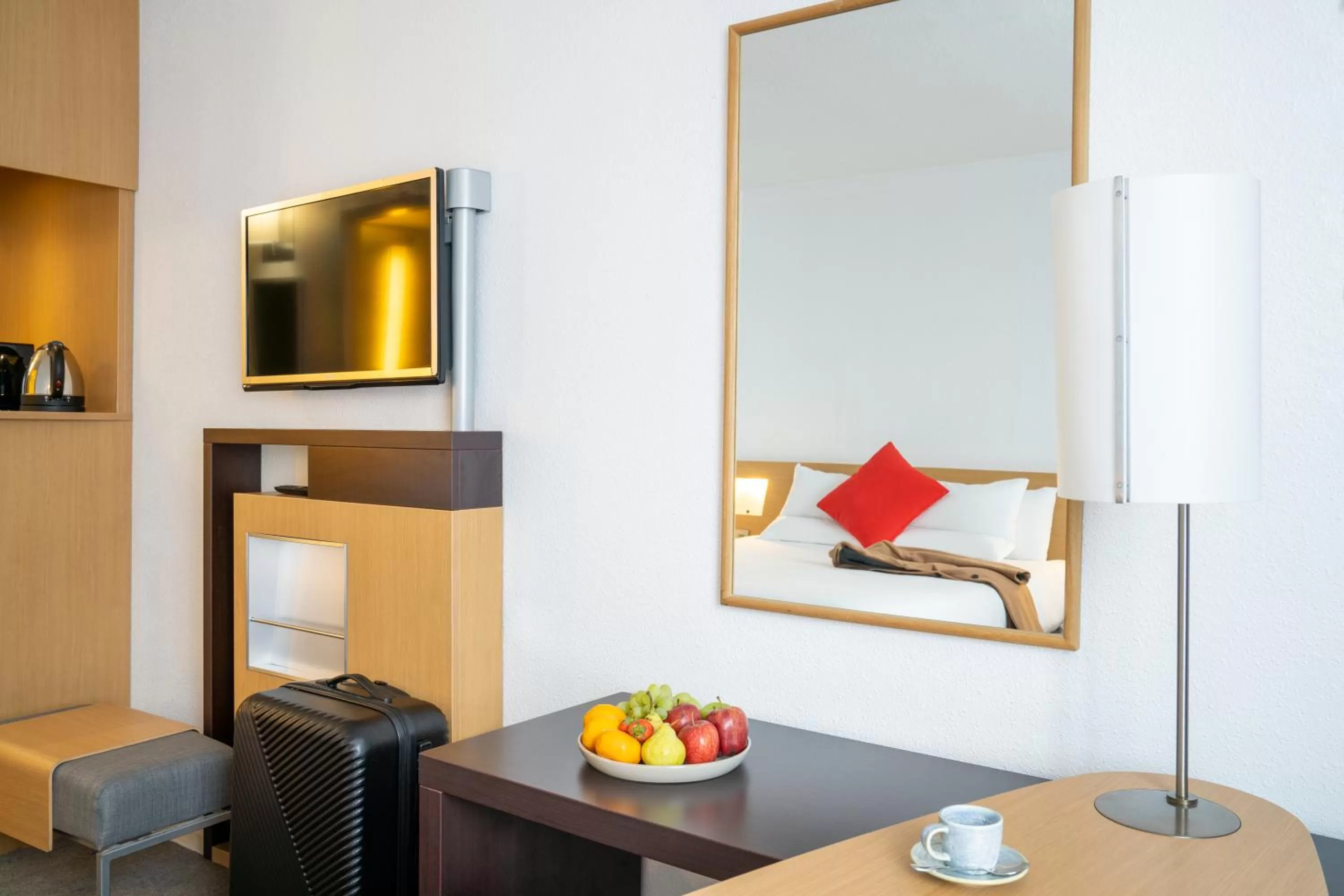 TV and multimedia in Novotel Glasgow Centre