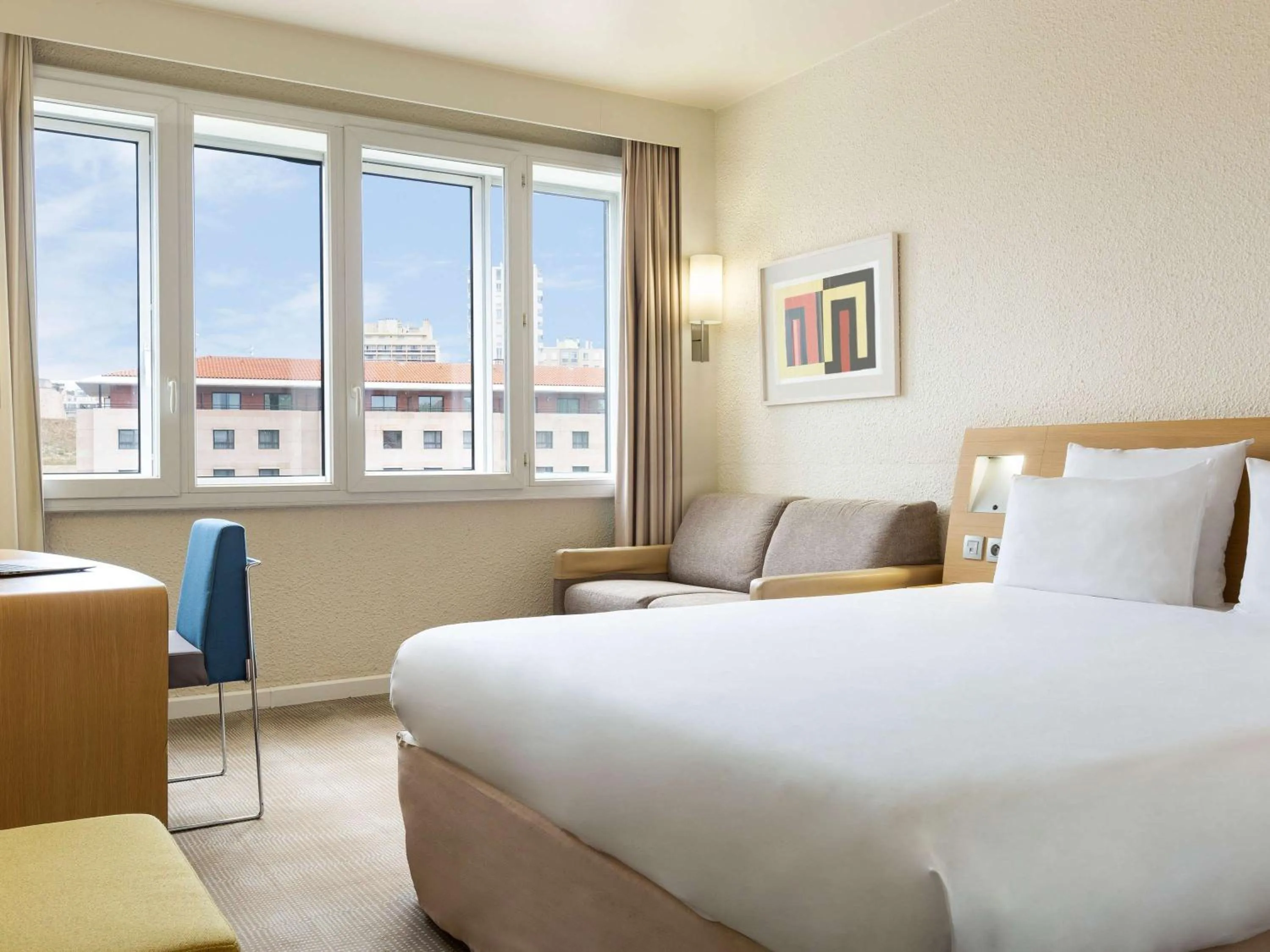 Classic Double Room with Sofa Bed in Novotel Marseille Vieux Port