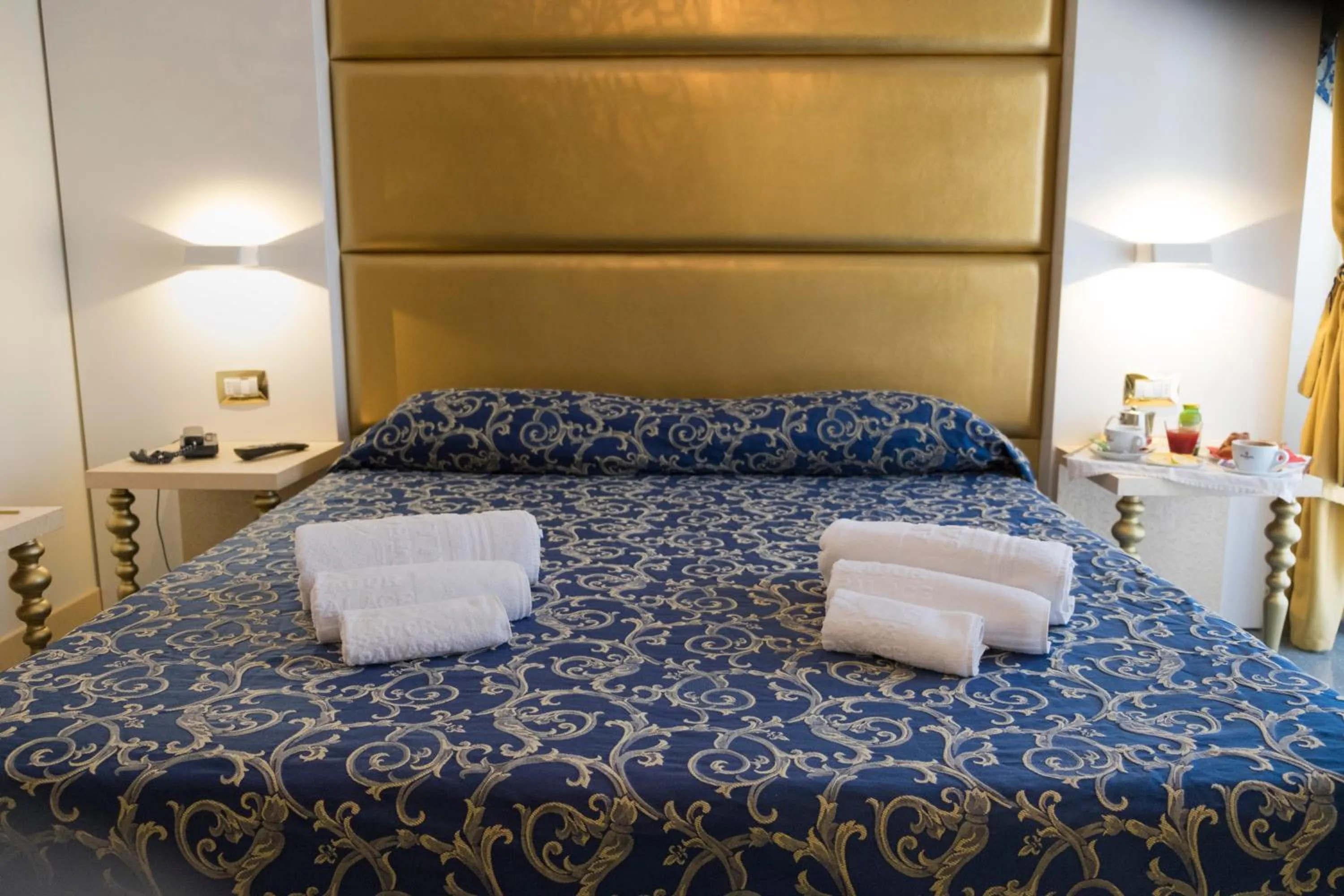 Bed in Hotel Ambassador