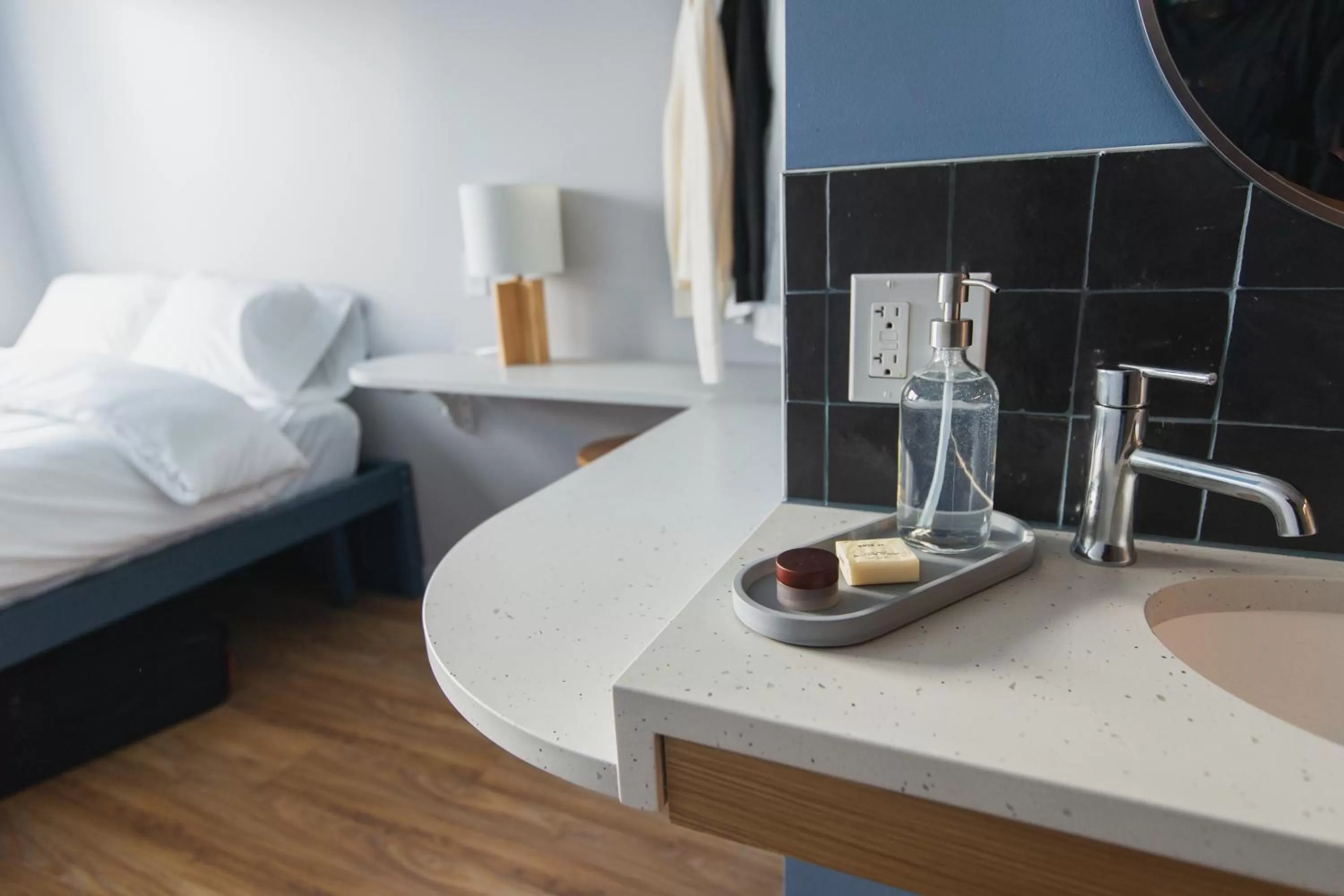 Bathroom, Kitchen/Kitchenette in Lolo Pass