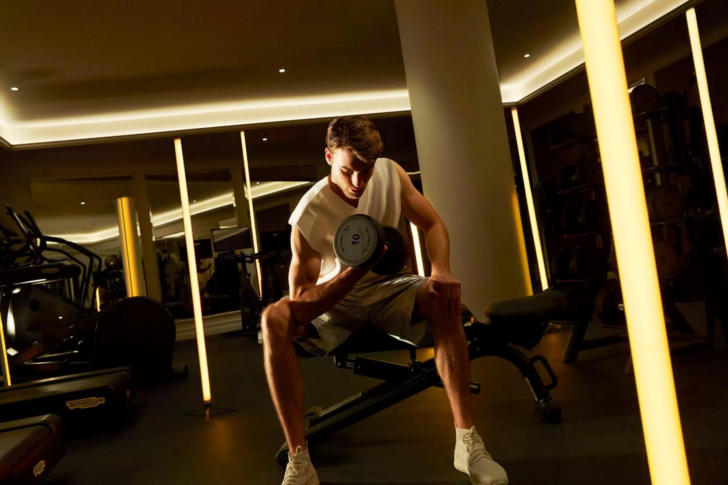 People in Sofitel Barcelona Skipper