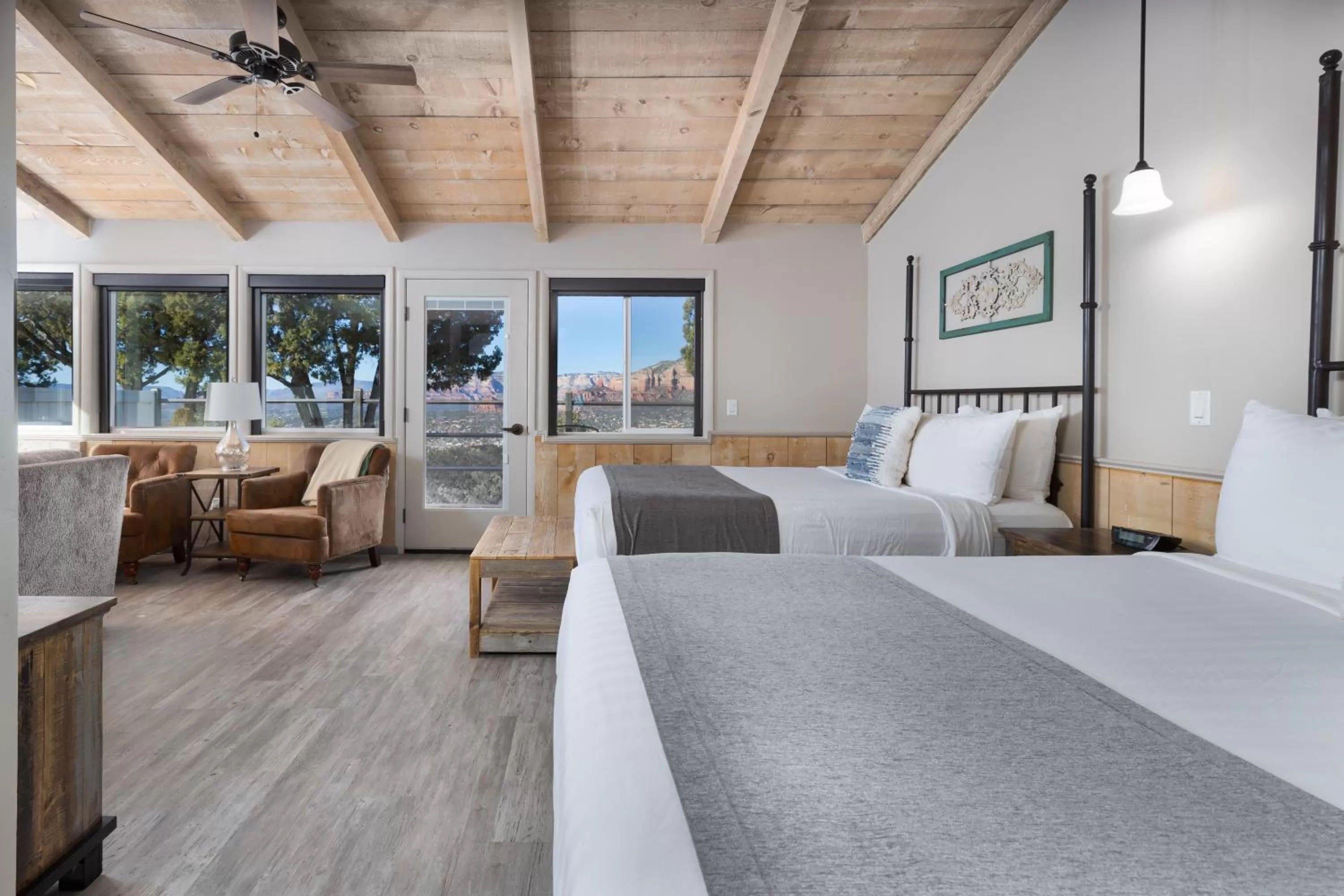 Bed in Sky Ranch Lodge