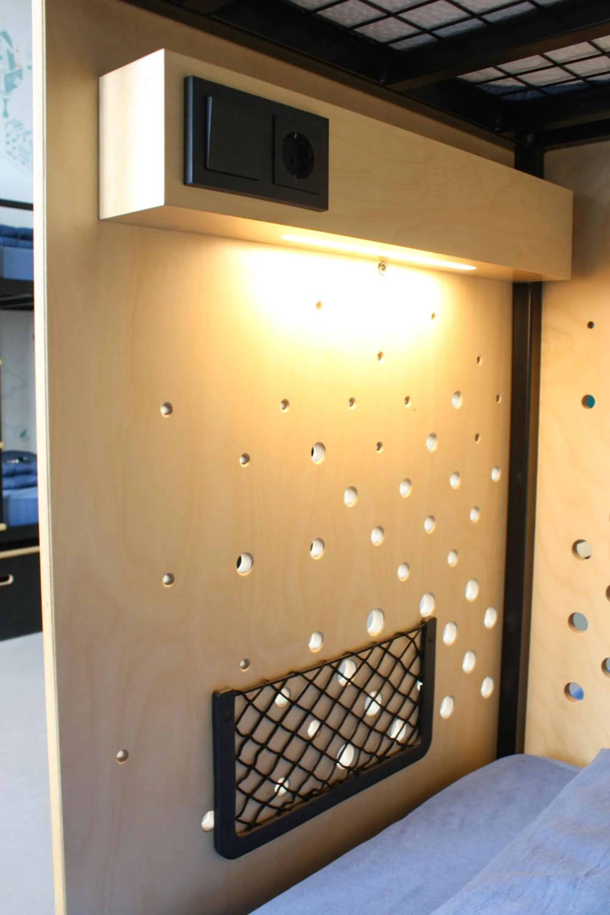 Bed in 10+ Bed Mixed Room with Shower in Stayokay Amsterdam Vondelpark