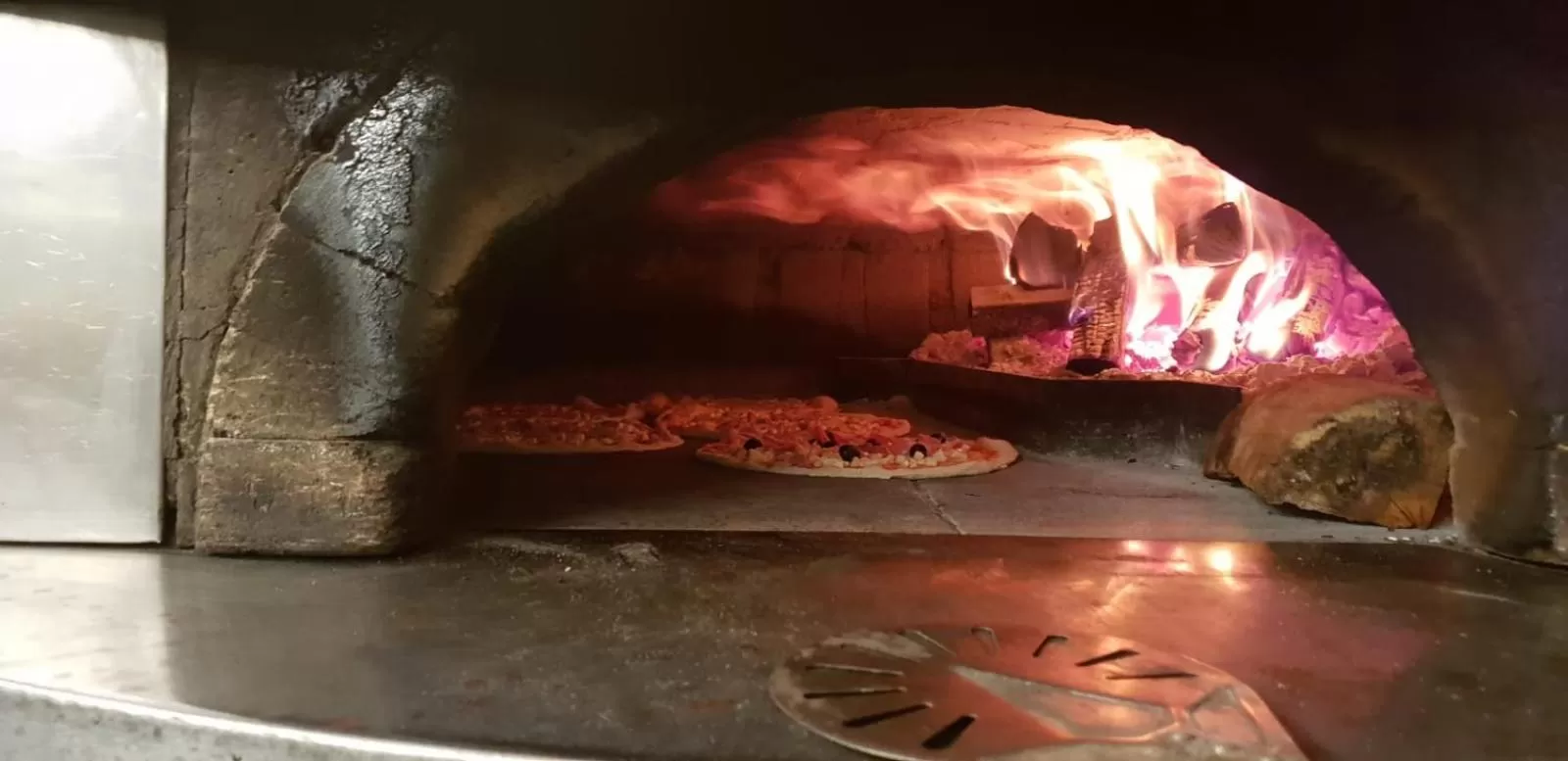Dining area in RistHotel Pianura Inn