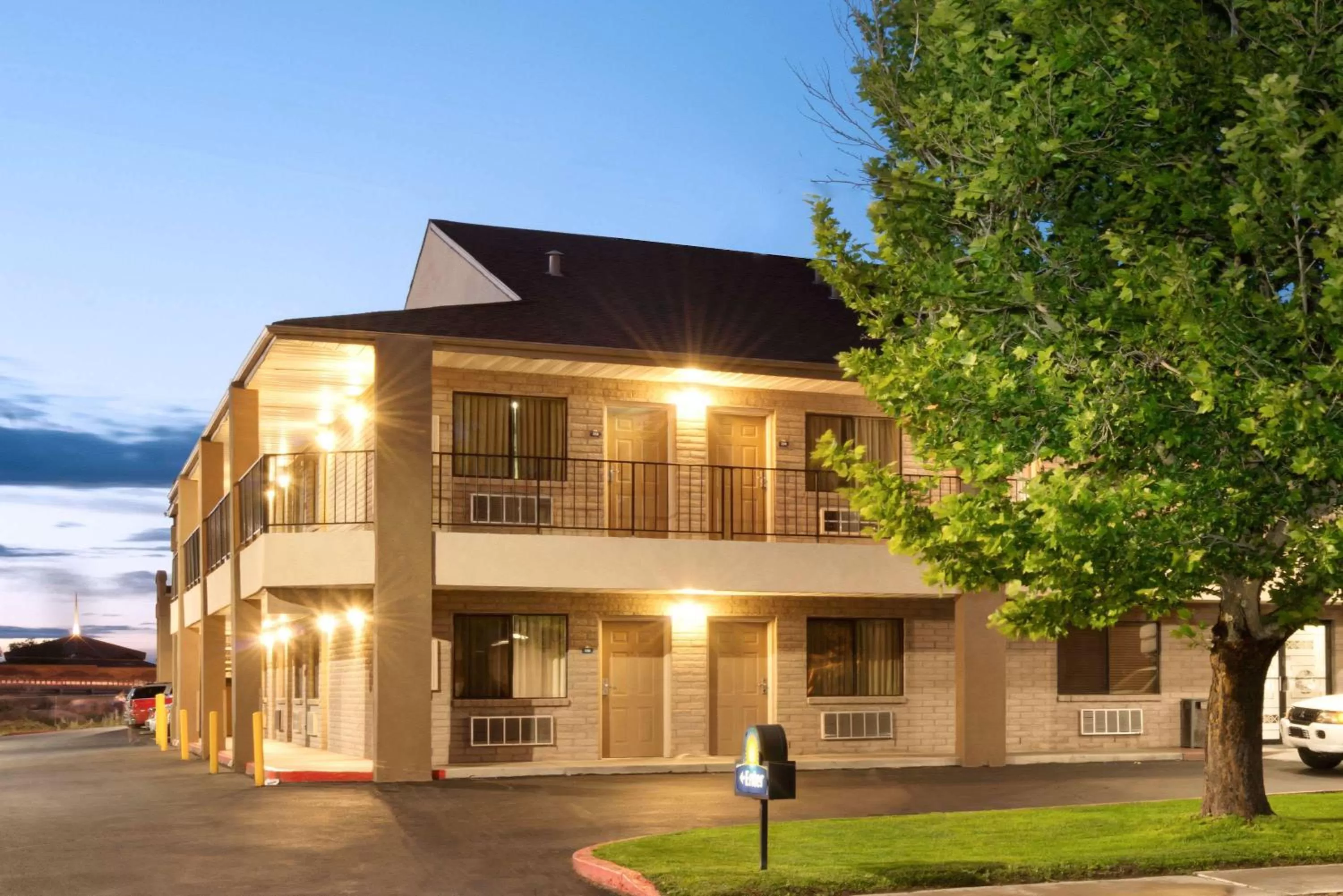 Property building in Go2 Inn & Suites By Relianse -Albuquerque