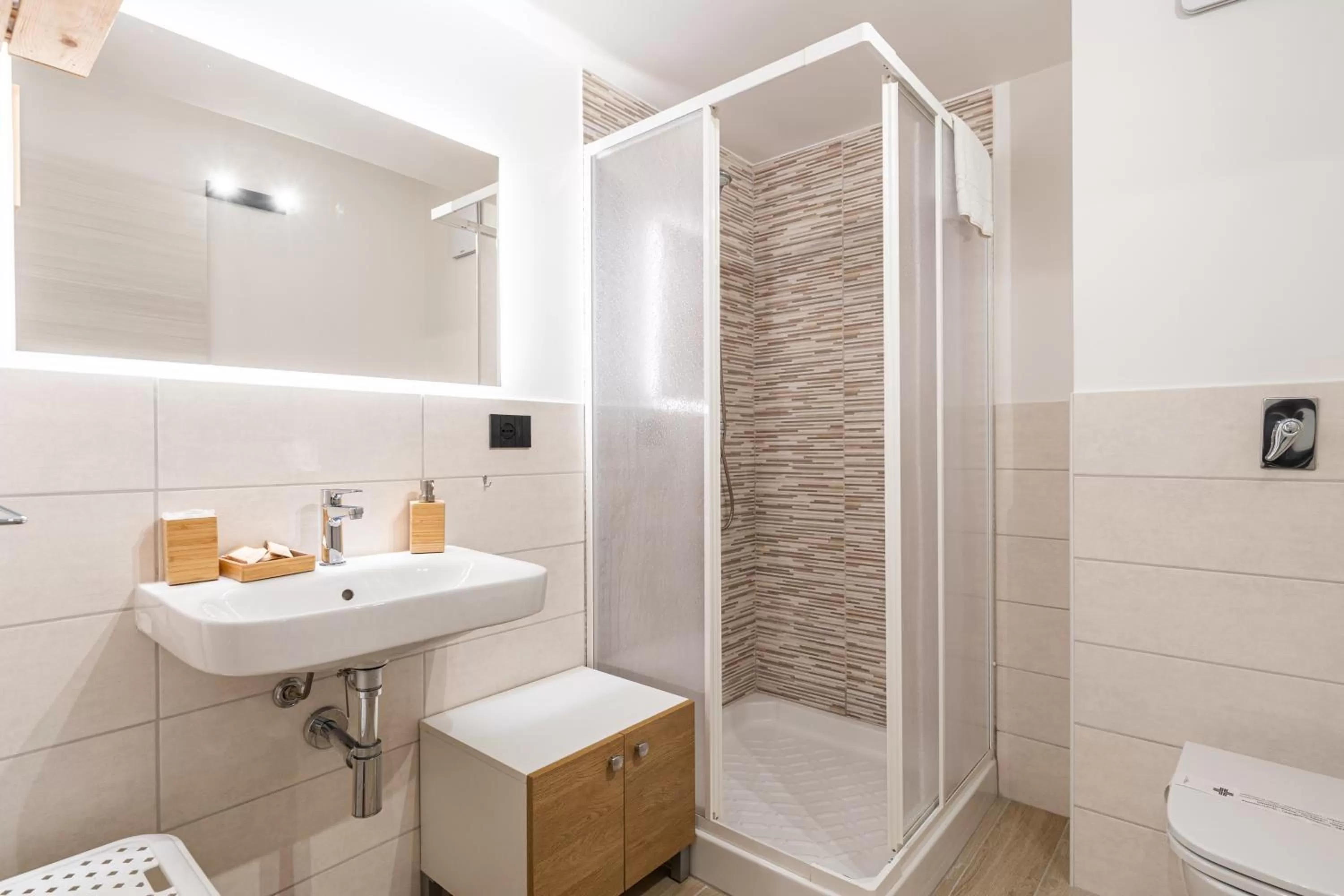 Shower in Solemar Sicilia - Multi Suite