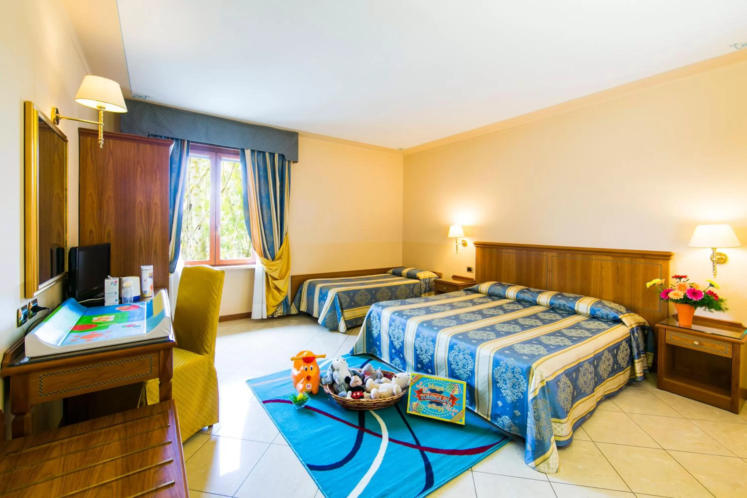 Day, Bed in Hotel Londra