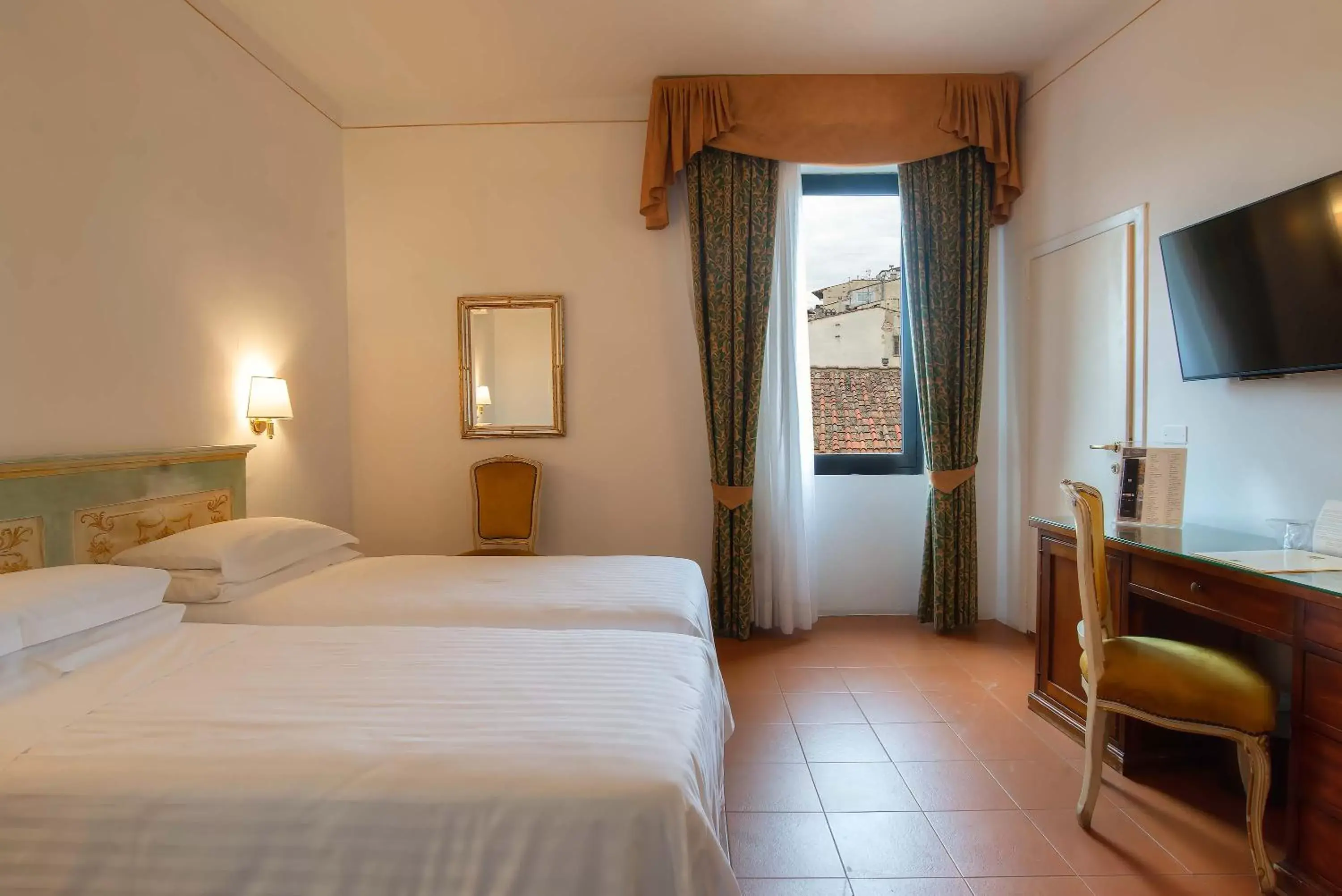 Standard Double or Twin Room in Hotel Machiavelli Palace Standard Double or Twin Room in Hotel Machiavelli Palace