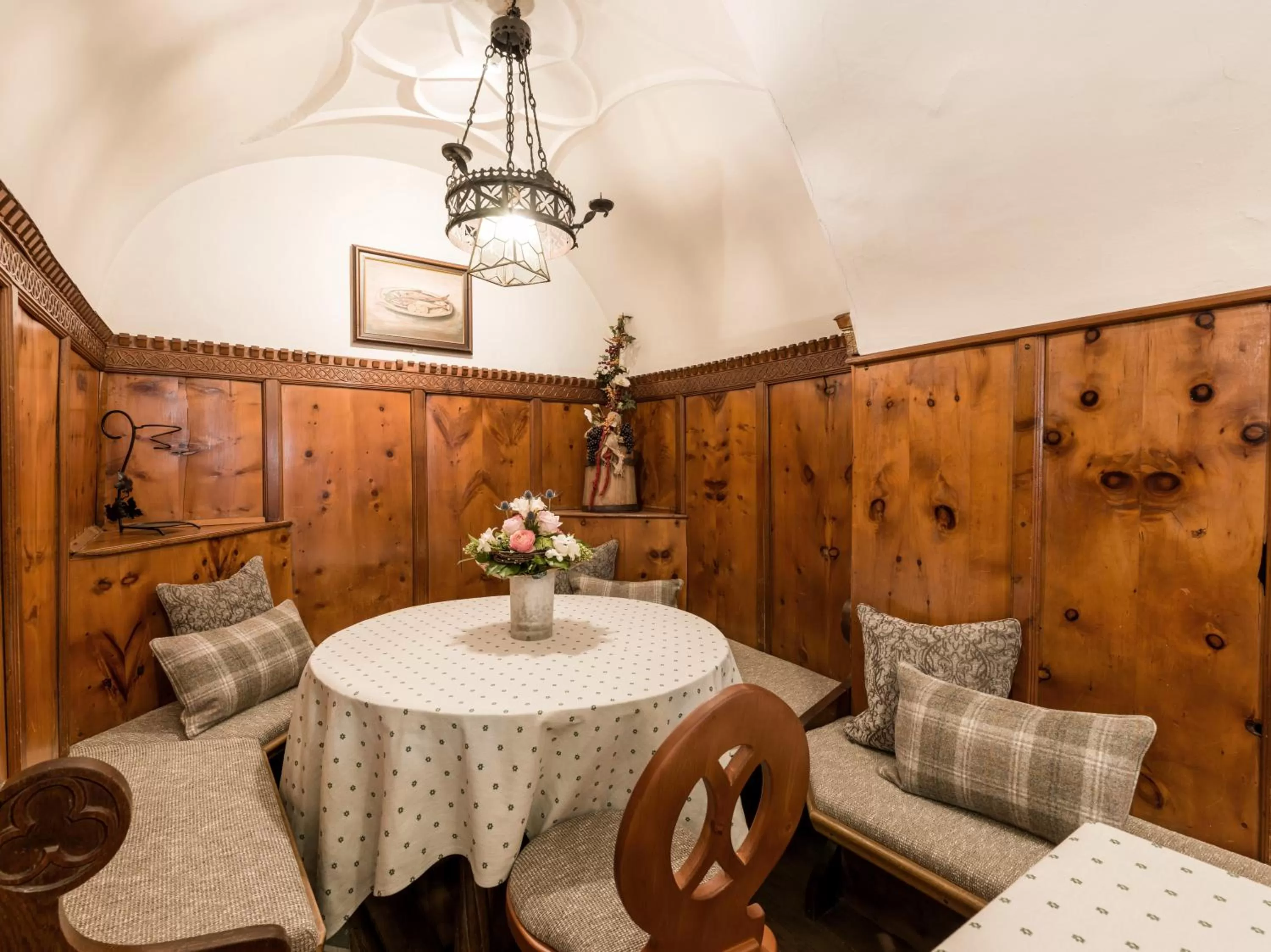 Restaurant/places to eat in Alpen Glück Hotel Unterm Rain garni