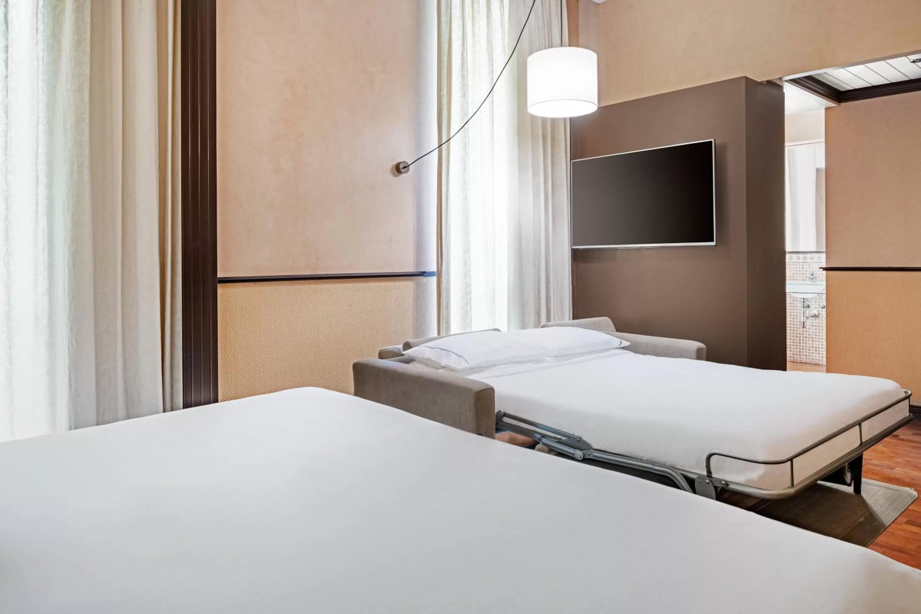 Family King Room in AC Hotel Ciudad de Tudela by Marriott