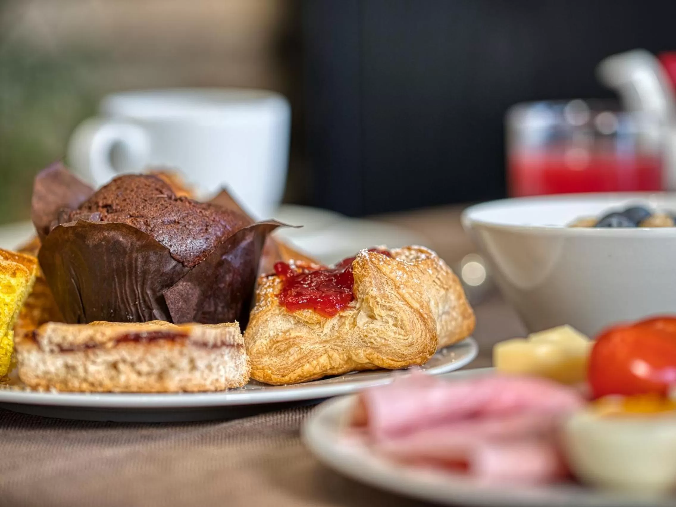 Breakfast in Hotel Piroscafo