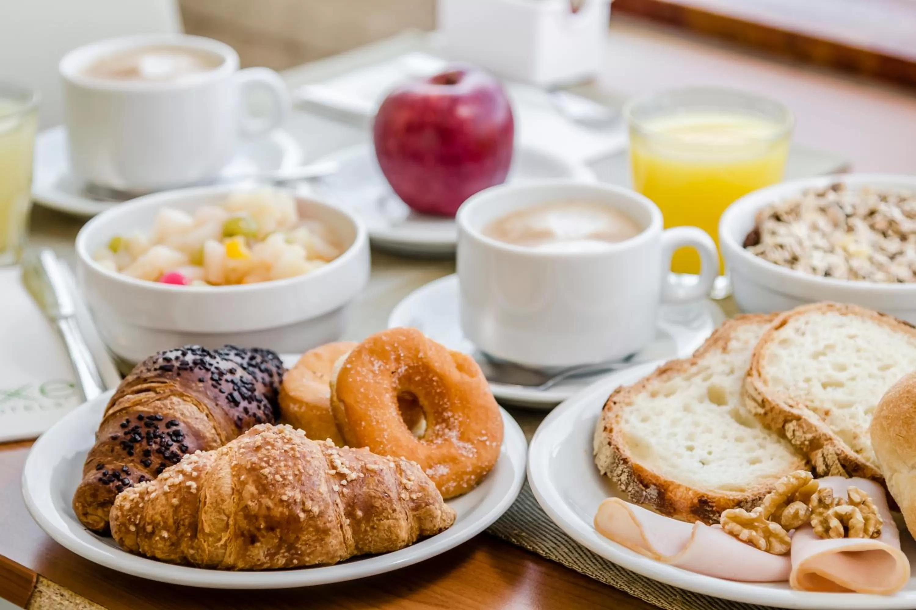 Buffet breakfast in Exe Domus Aurea