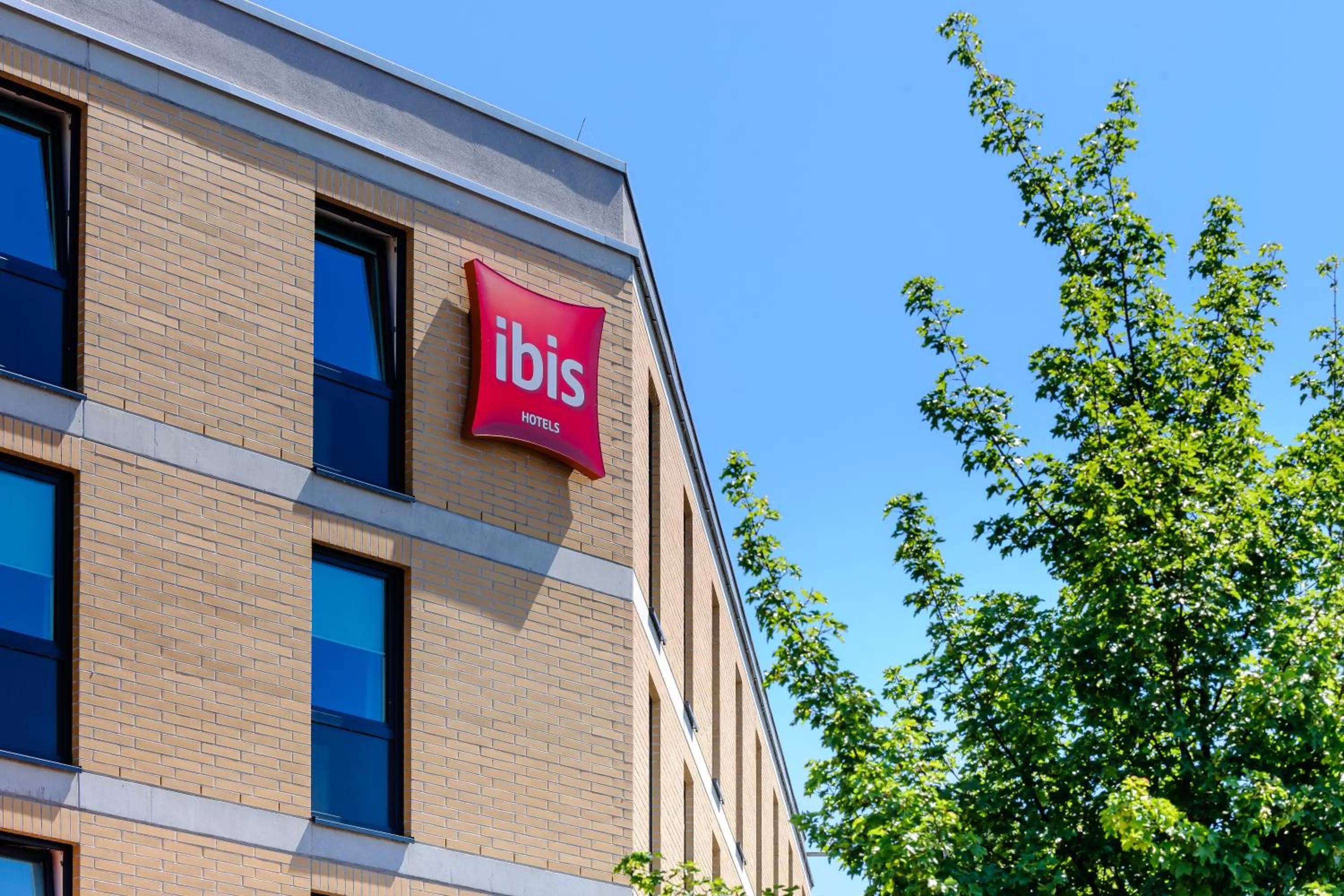 Facade/entrance in ibis Konstanz