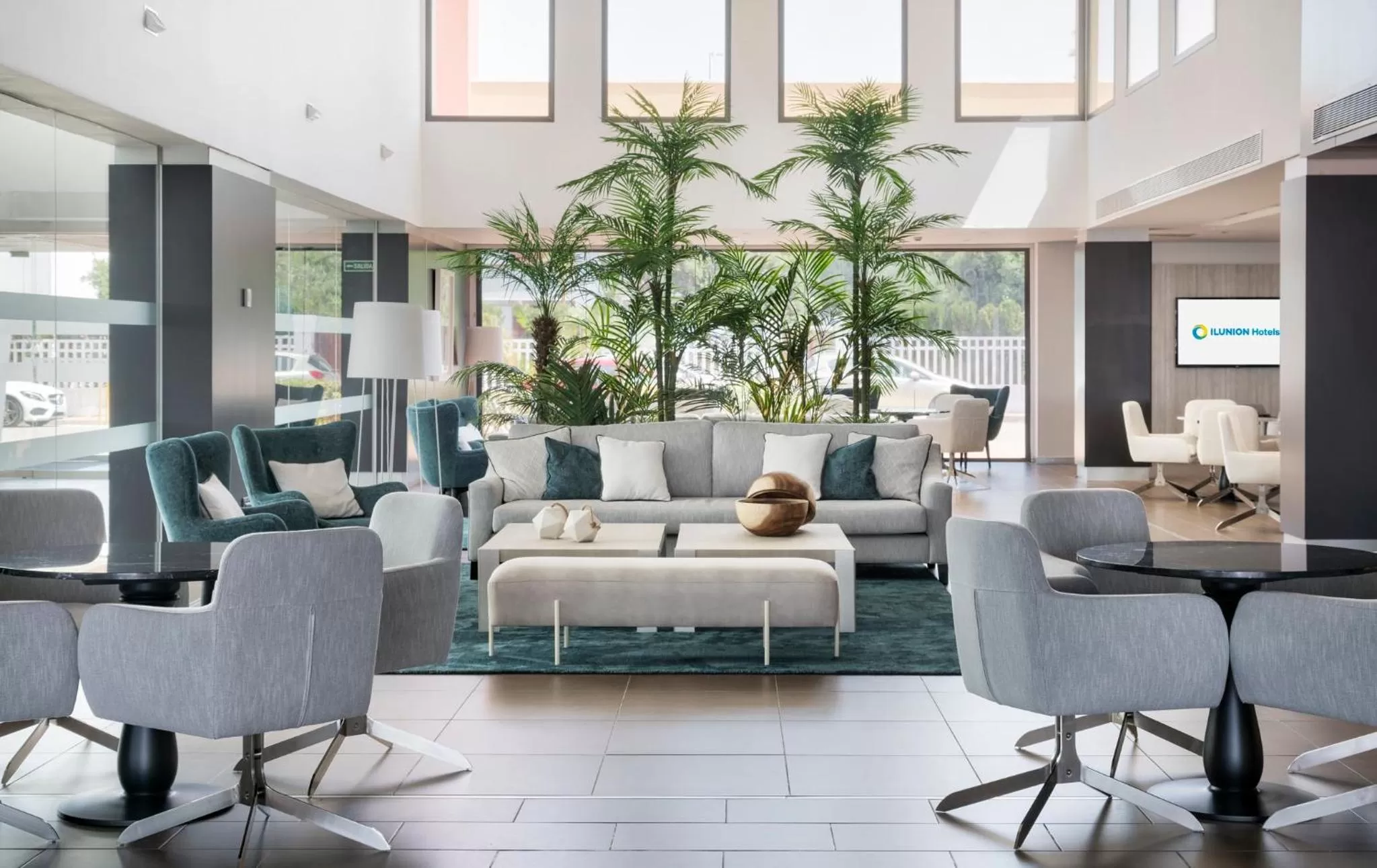 Lobby or reception in Ilunion Calas de Conil