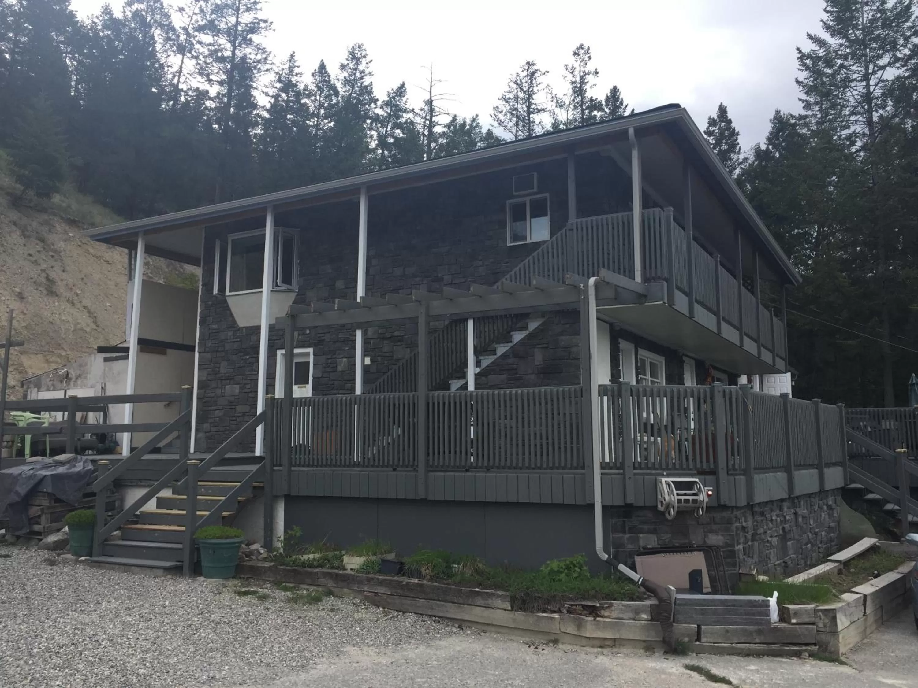 Property Building in Misty River Lodge