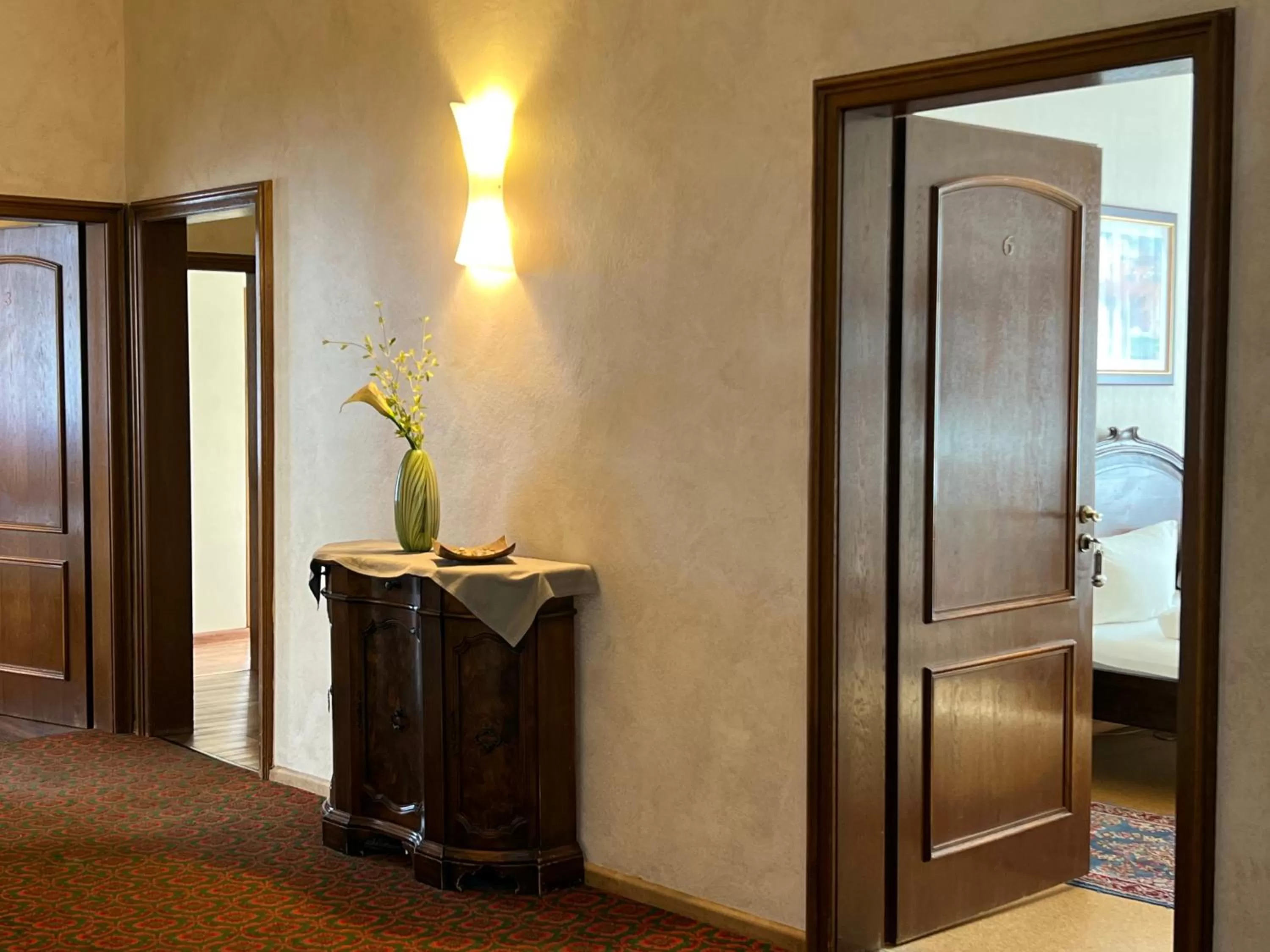 Staff in Hotel Kühler Krug