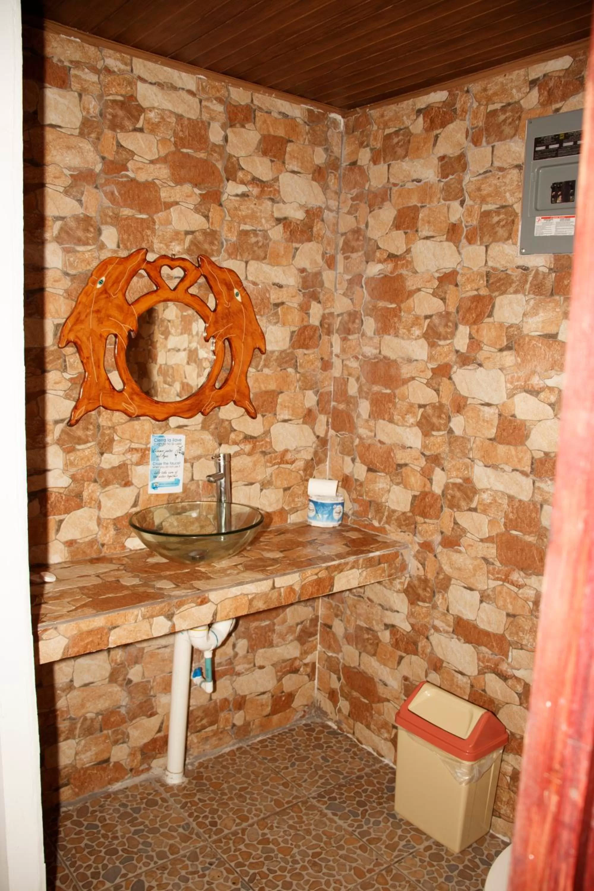 Bathroom in Hotel Samoa del Sur