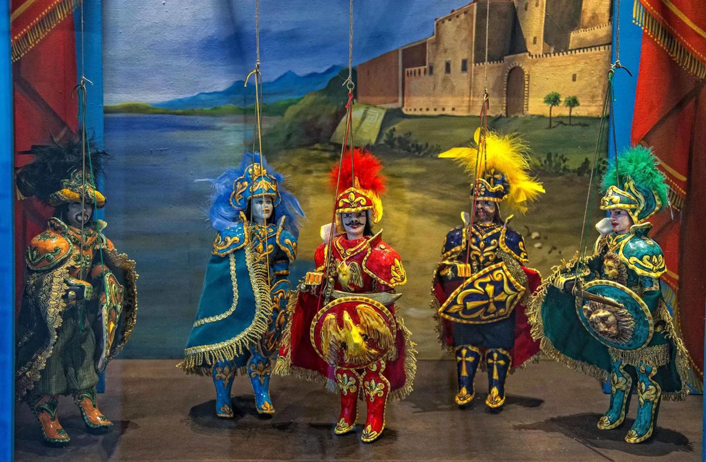 Decorative detail in Tra Le Braccia di Morfeo