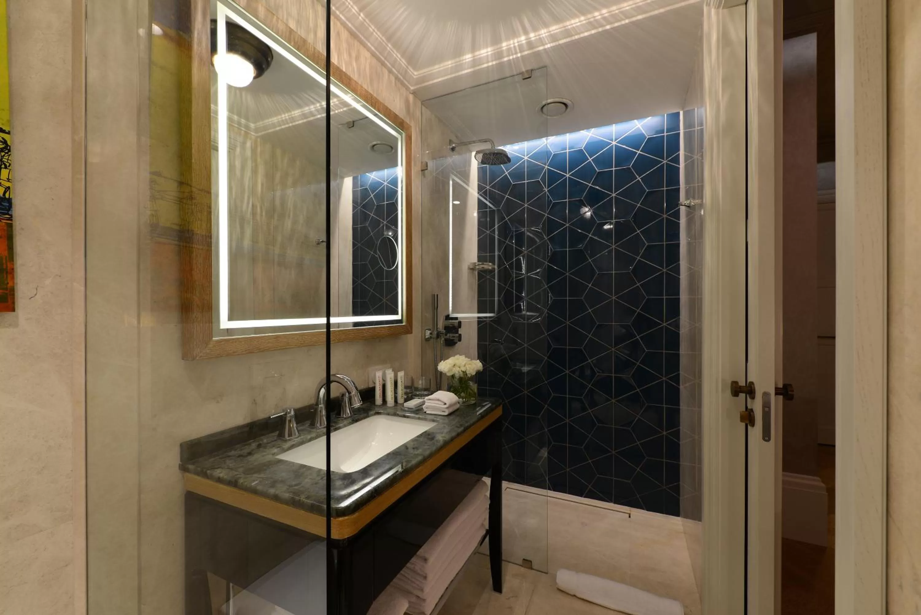 Bathroom in 10 Karakoy