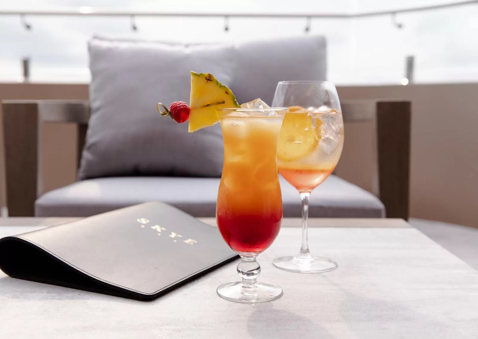 Lounge or bar in Crowne Plaza Sydney Burwood by IHG