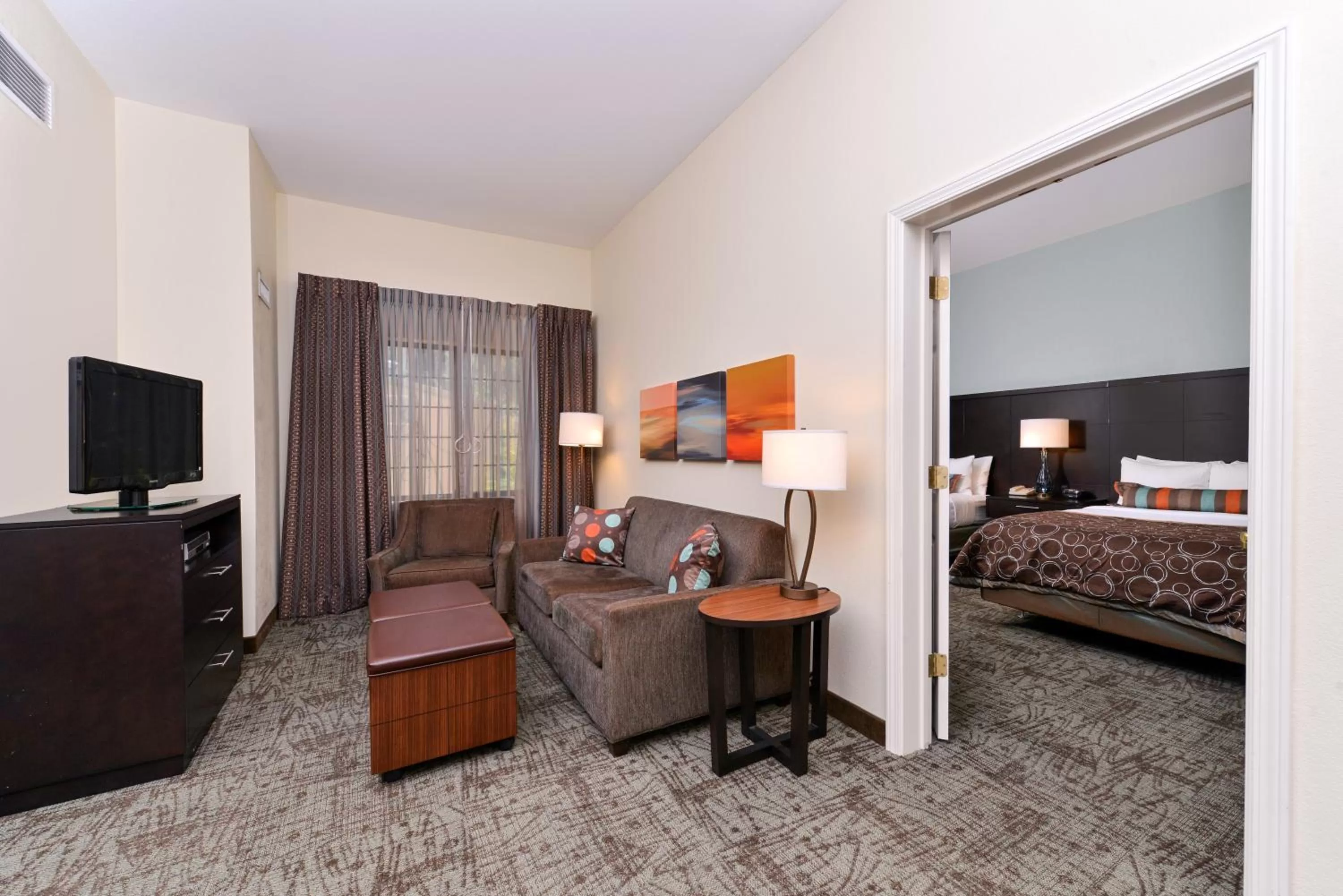 Photo of the whole room, Bed in Staybridge Suites O'Fallon Chesterfield by IHG