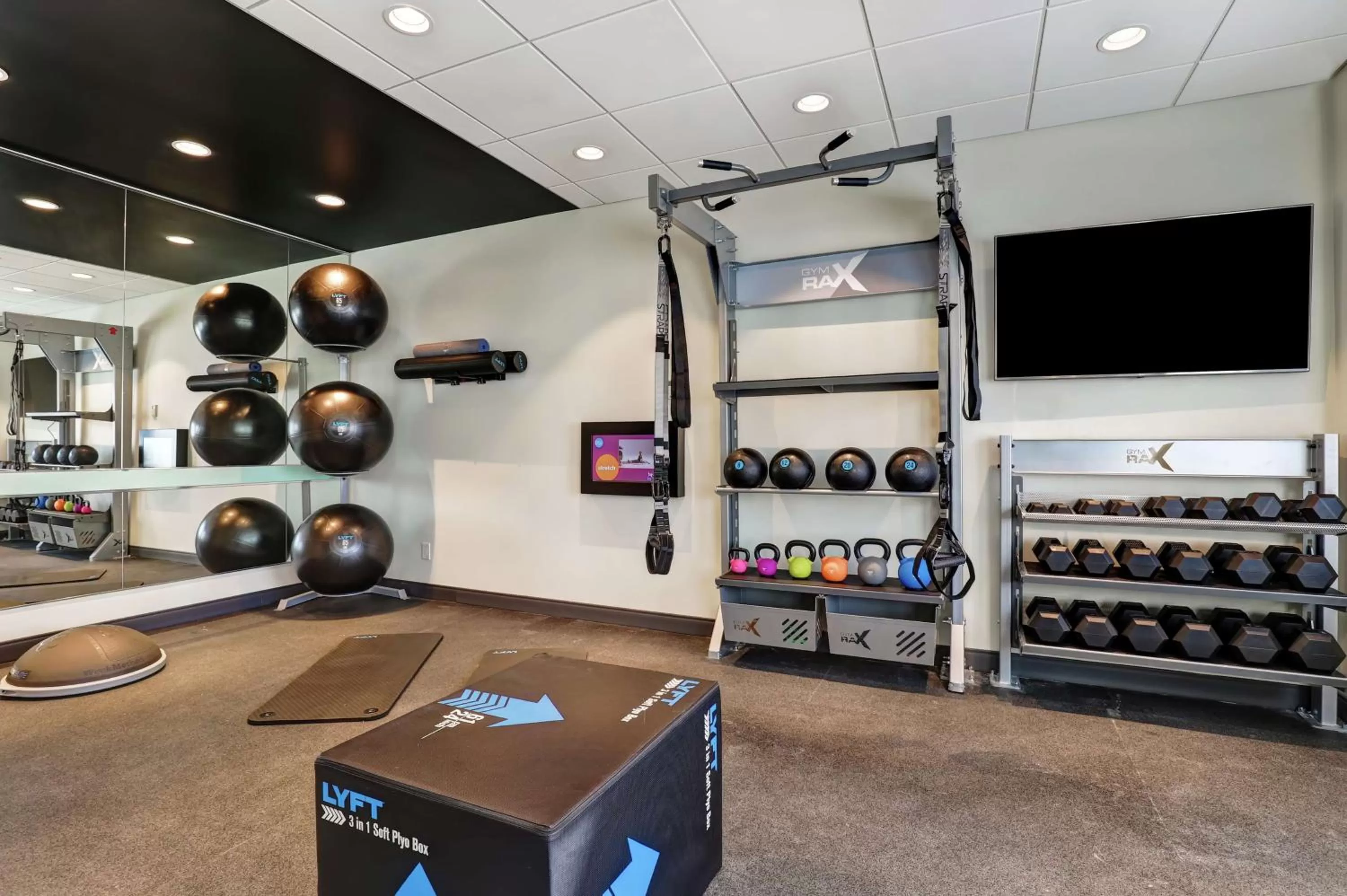Fitness centre/facilities in Tru By Hilton Edmonton Windermere