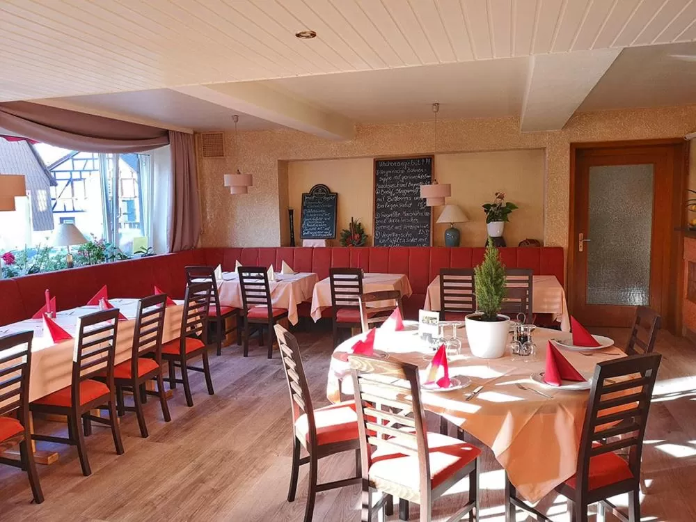 Restaurant/Places to Eat in Zum Erbacher Hof